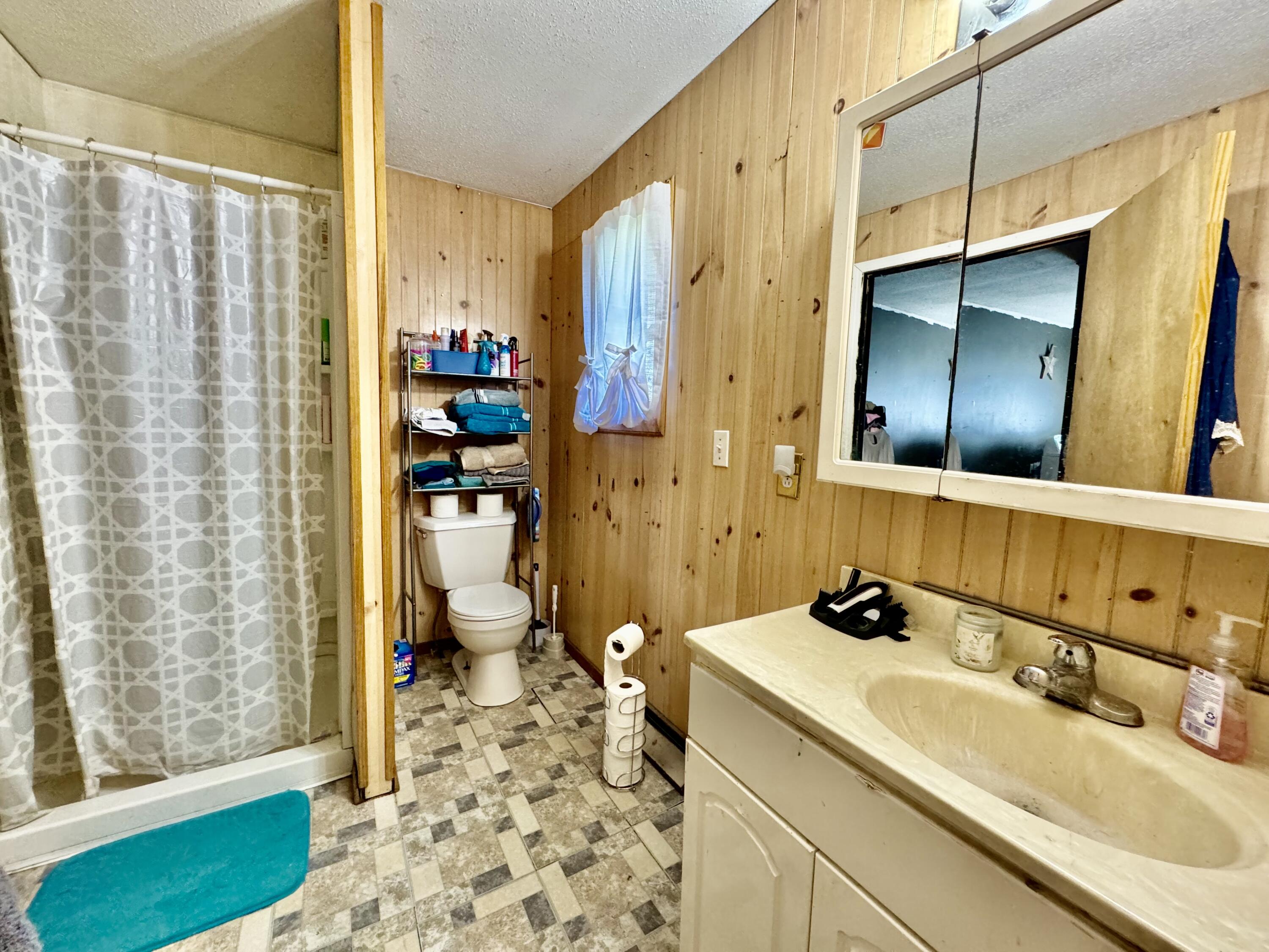 12824 Main Street Property Photo 16