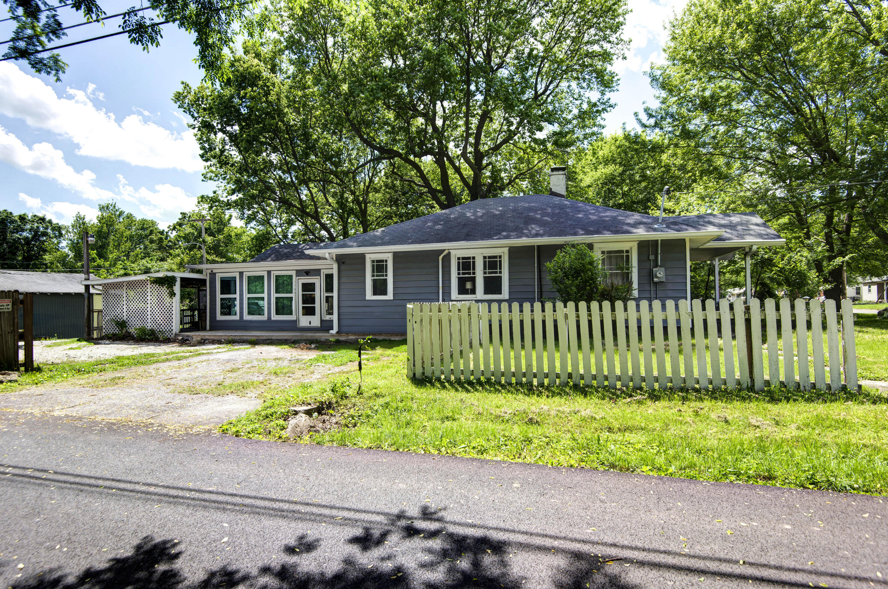 1700 West Webster Street Property Photo 26