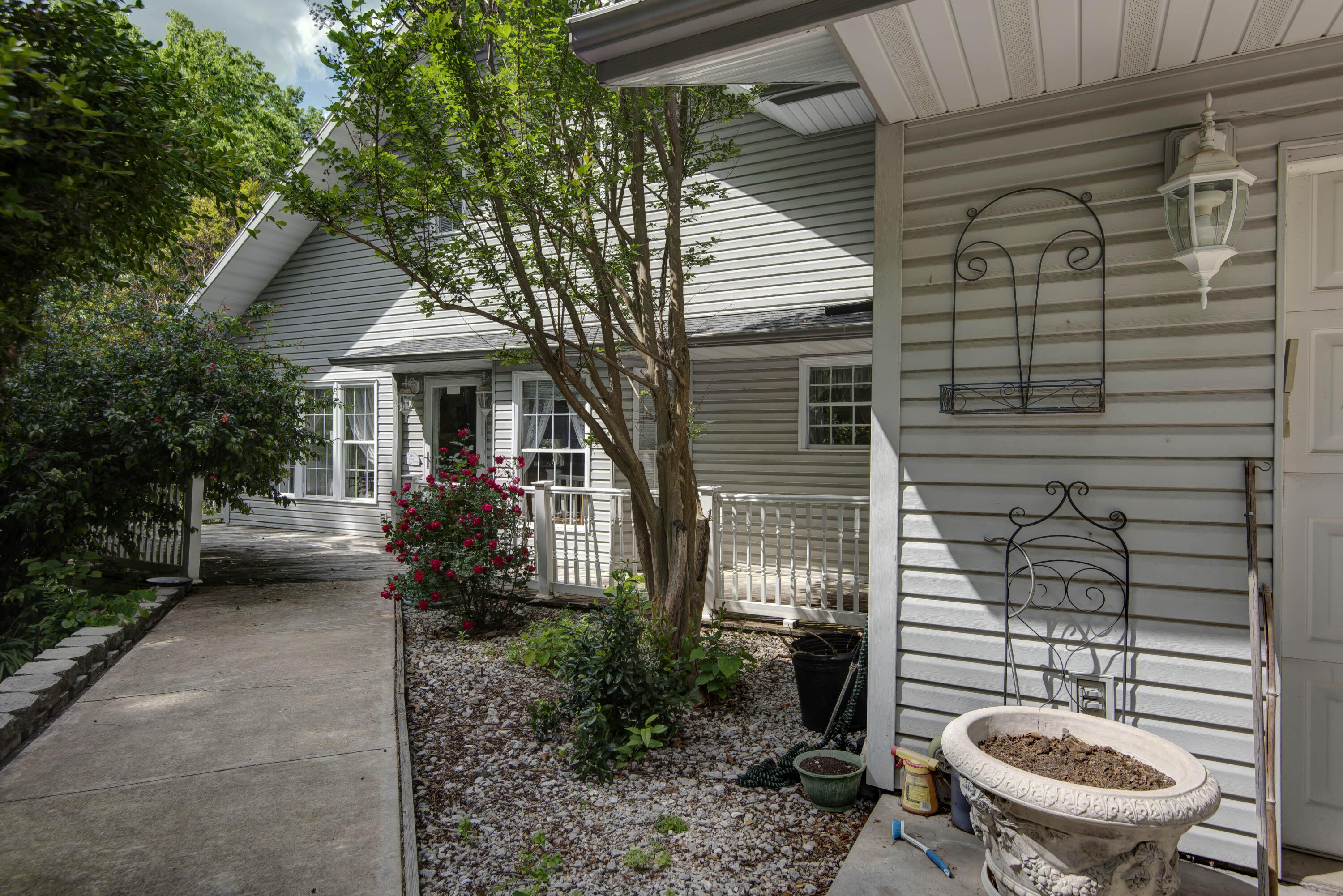 230 Spring Creek Road Property Photo 2