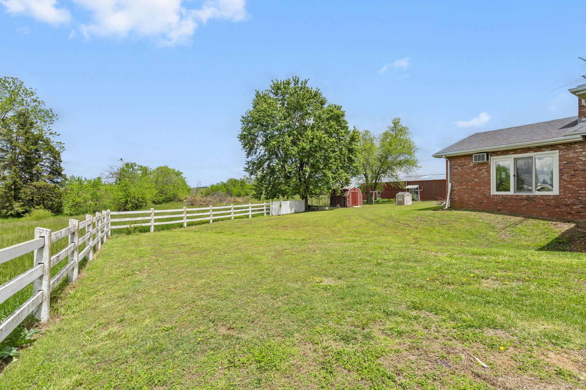 24336 Highway 266 Property Photo 31