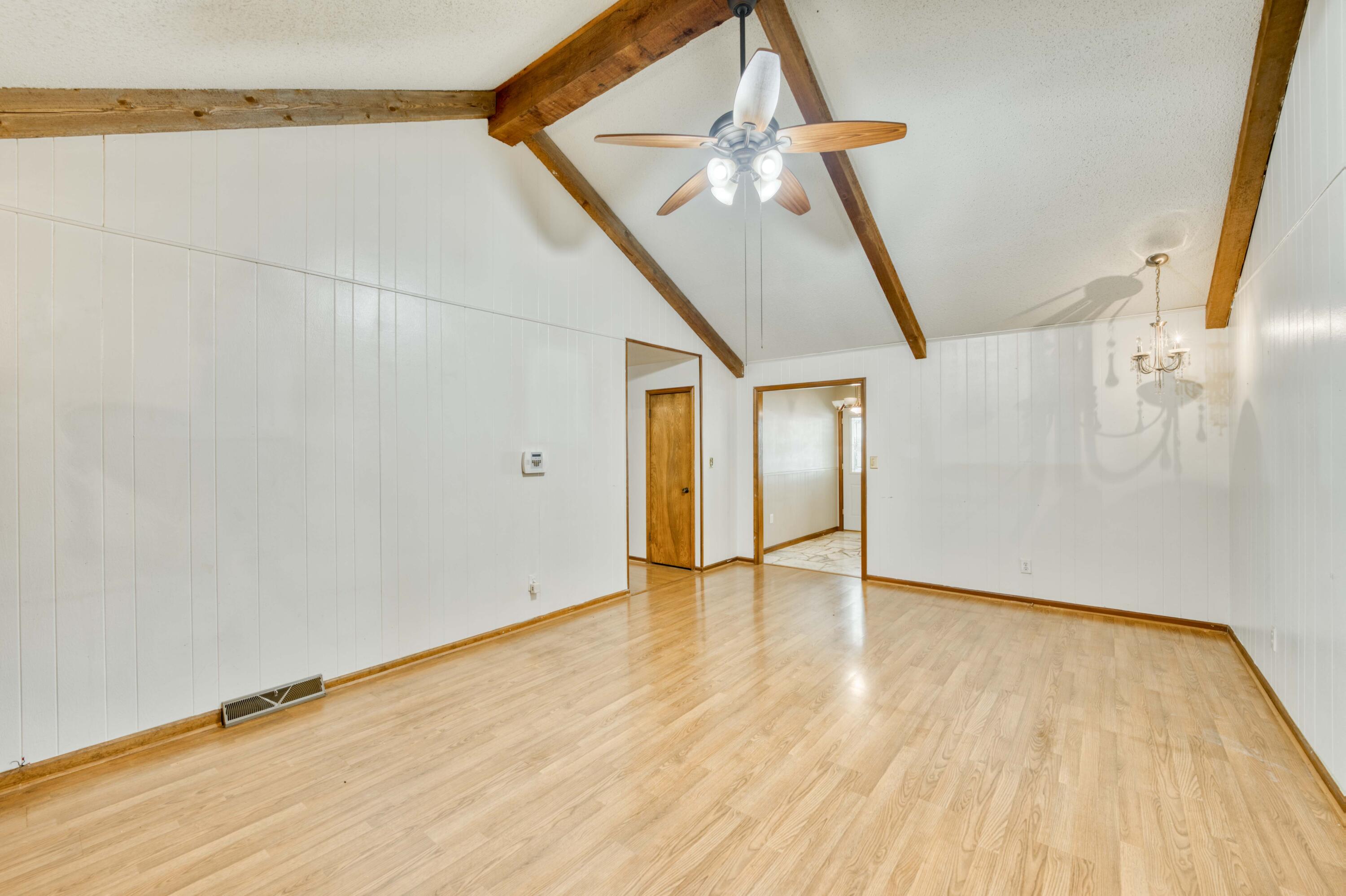 4852 South Charleston Avenue Property Photo 11