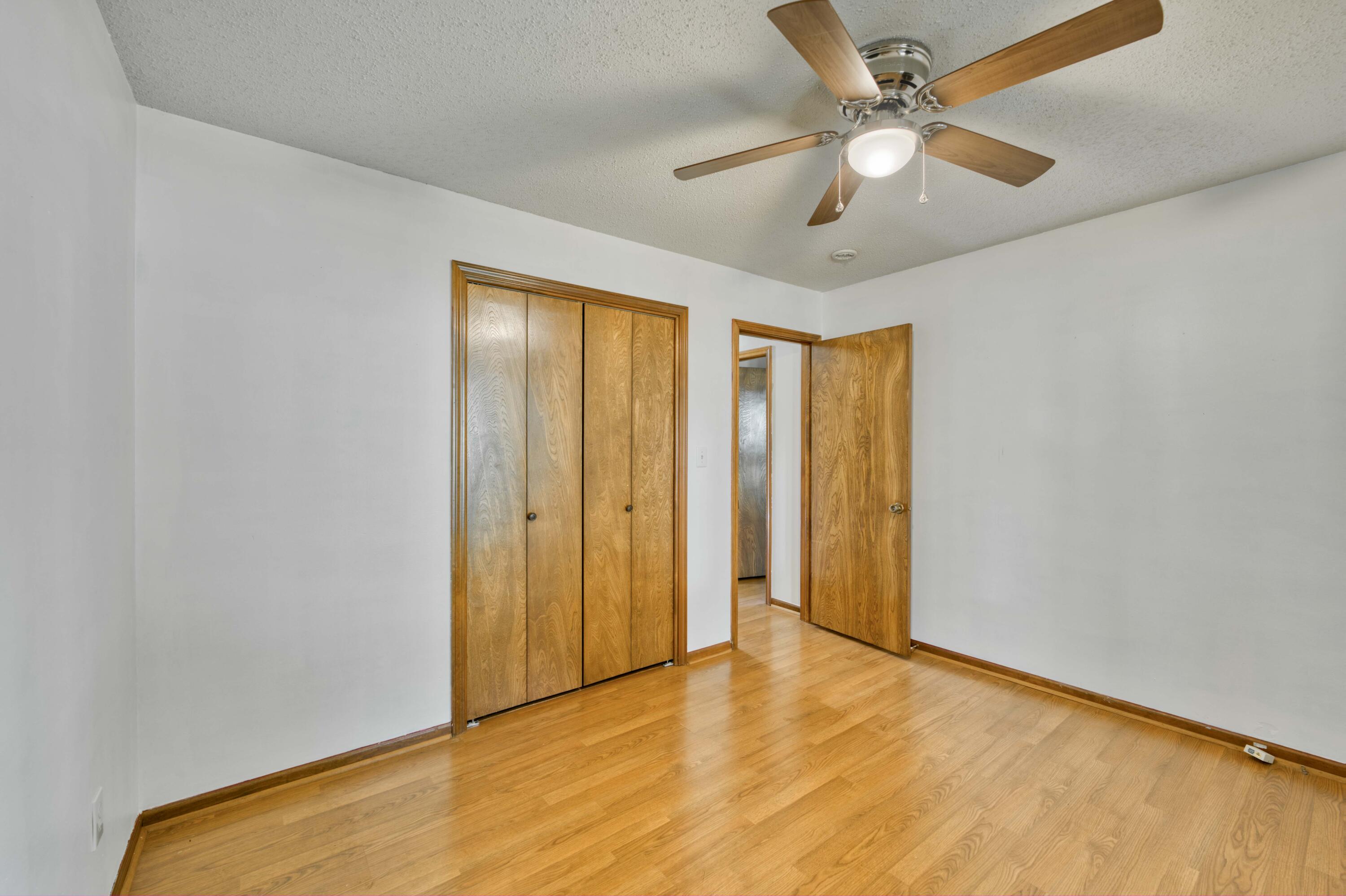 4852 South Charleston Avenue Property Photo 34