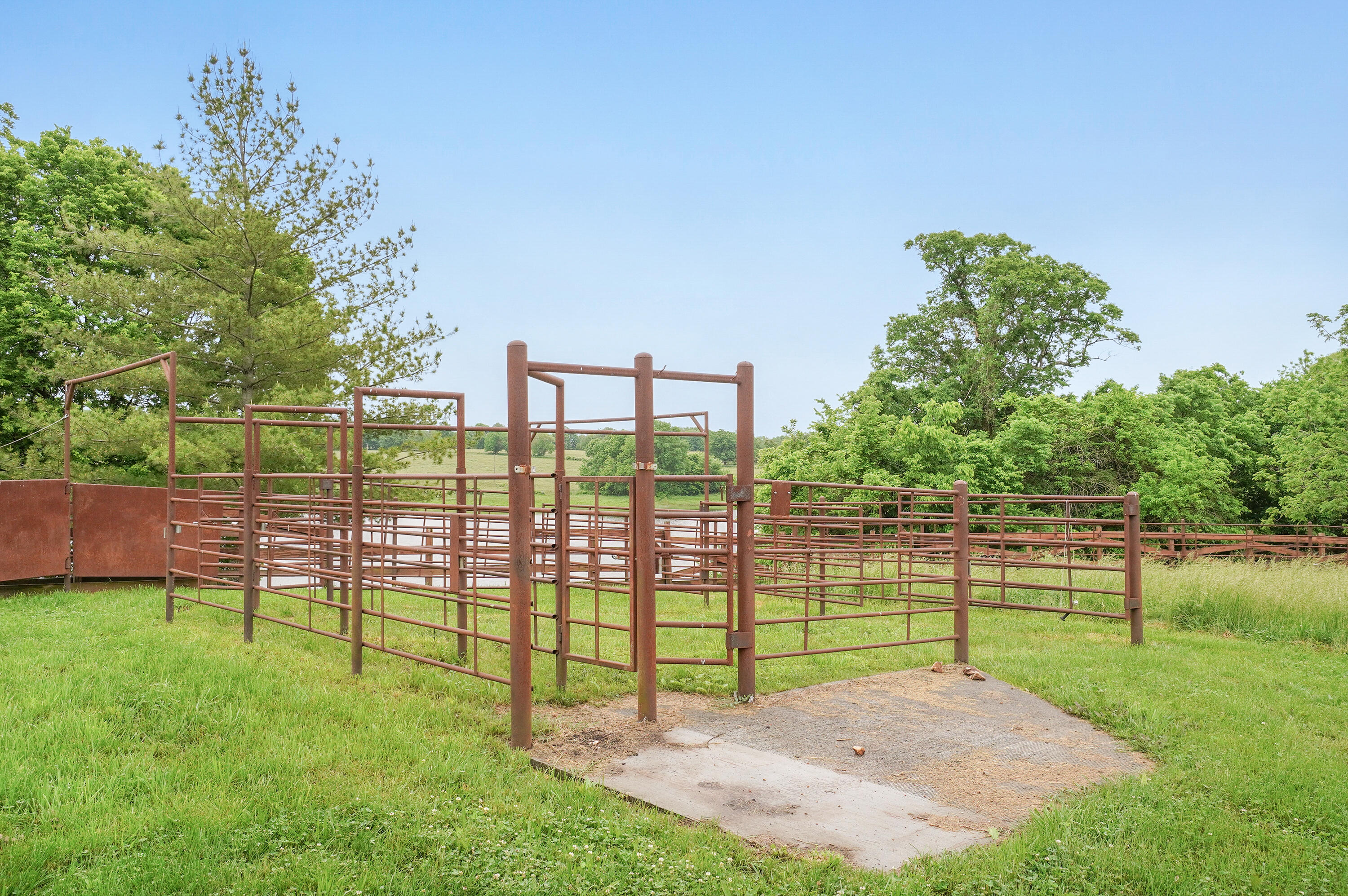 1248 North State Highway T Property Photo 97
