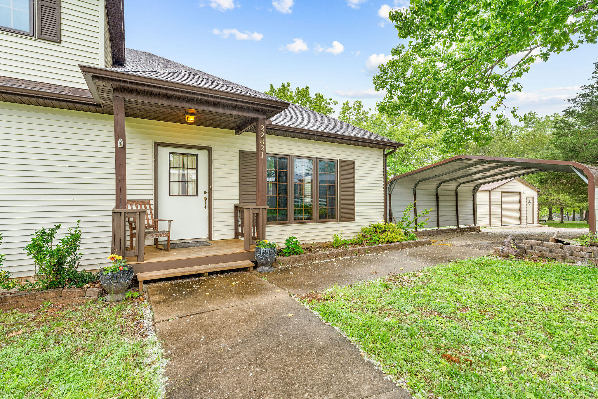 22821 Needles Eye Road Property Photo
