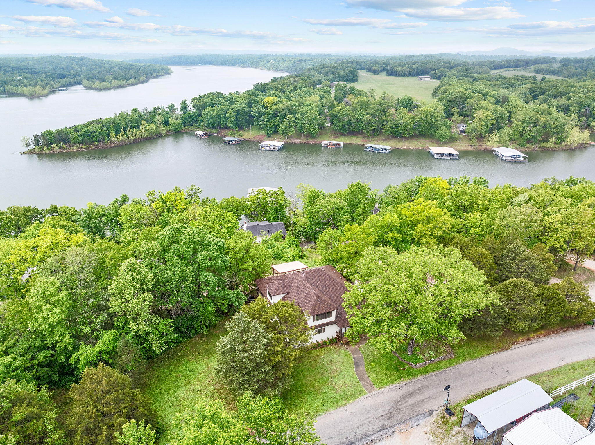 22821 Needles Eye Road Property Photo 5
