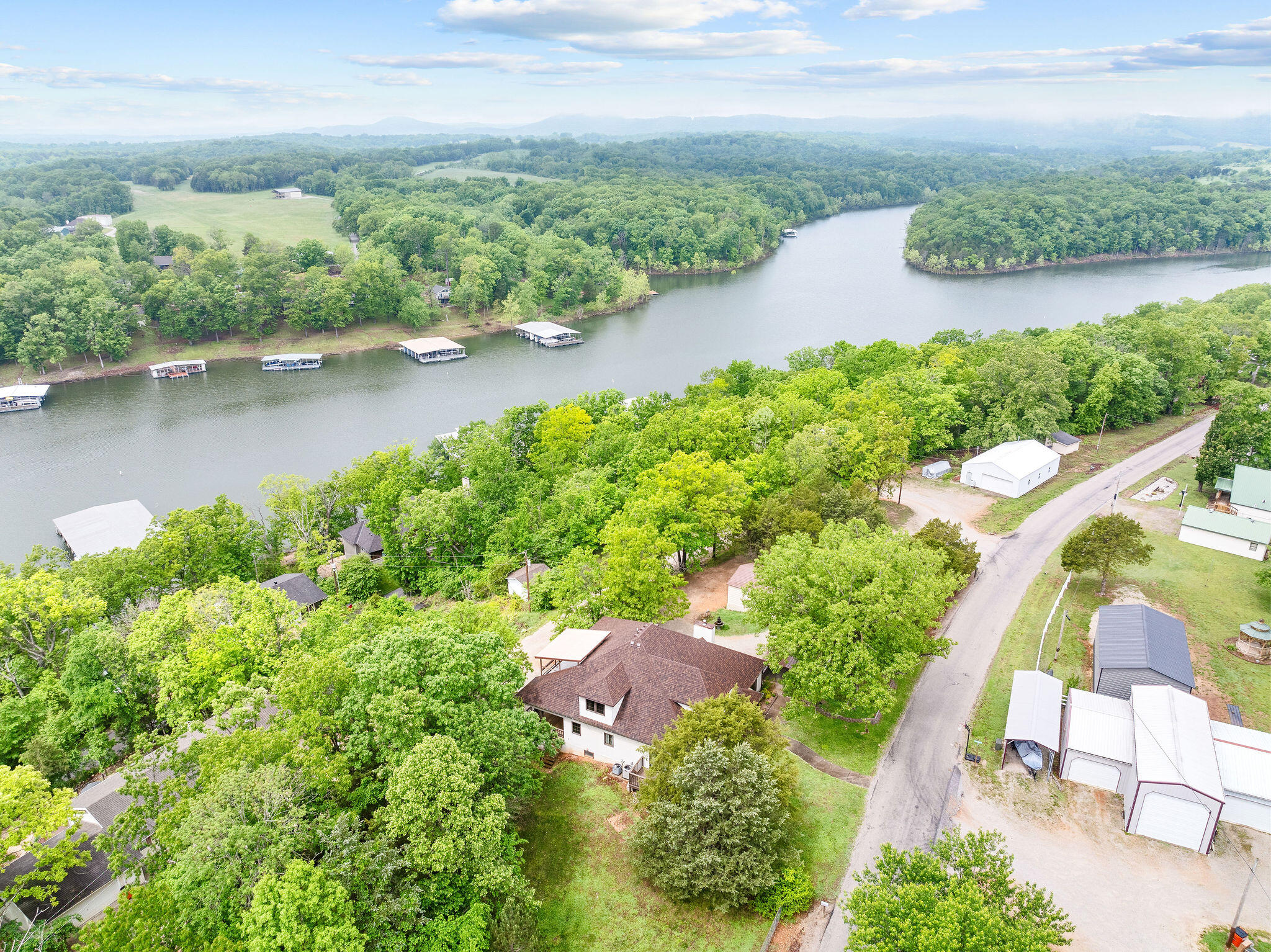 22821 Needles Eye Road Property Photo 6