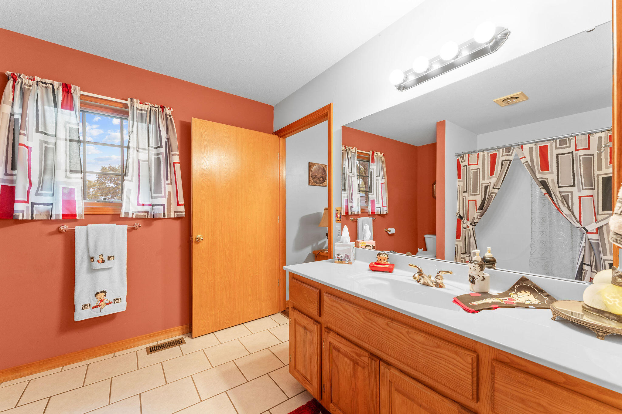 22821 Needles Eye Road Property Photo 28
