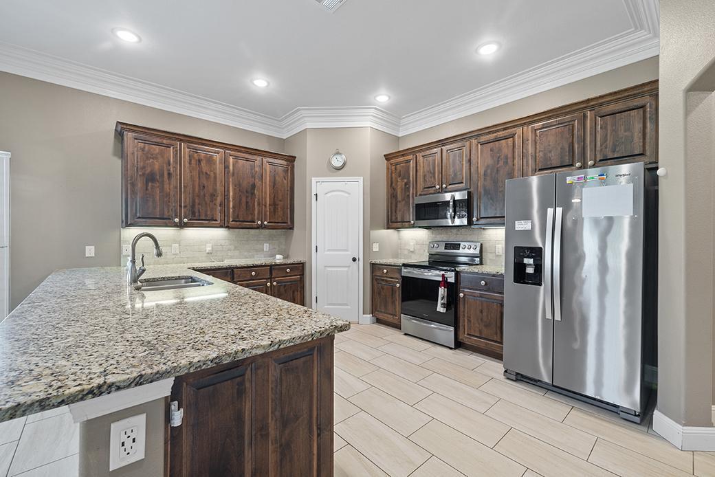 2130 Jonathan Hunter Street Property Photo 6
