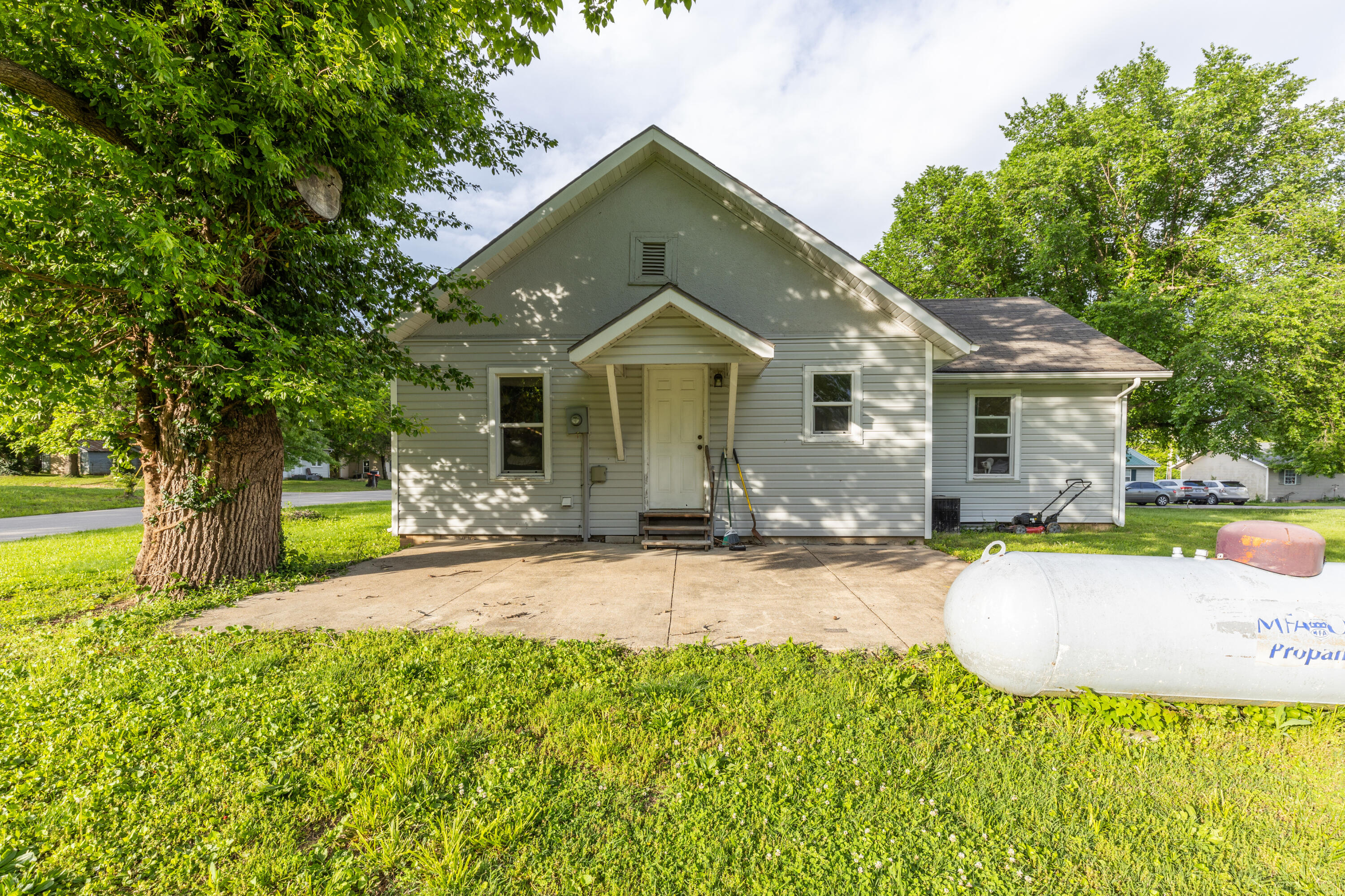 549 Mcphail Street Property Photo 2