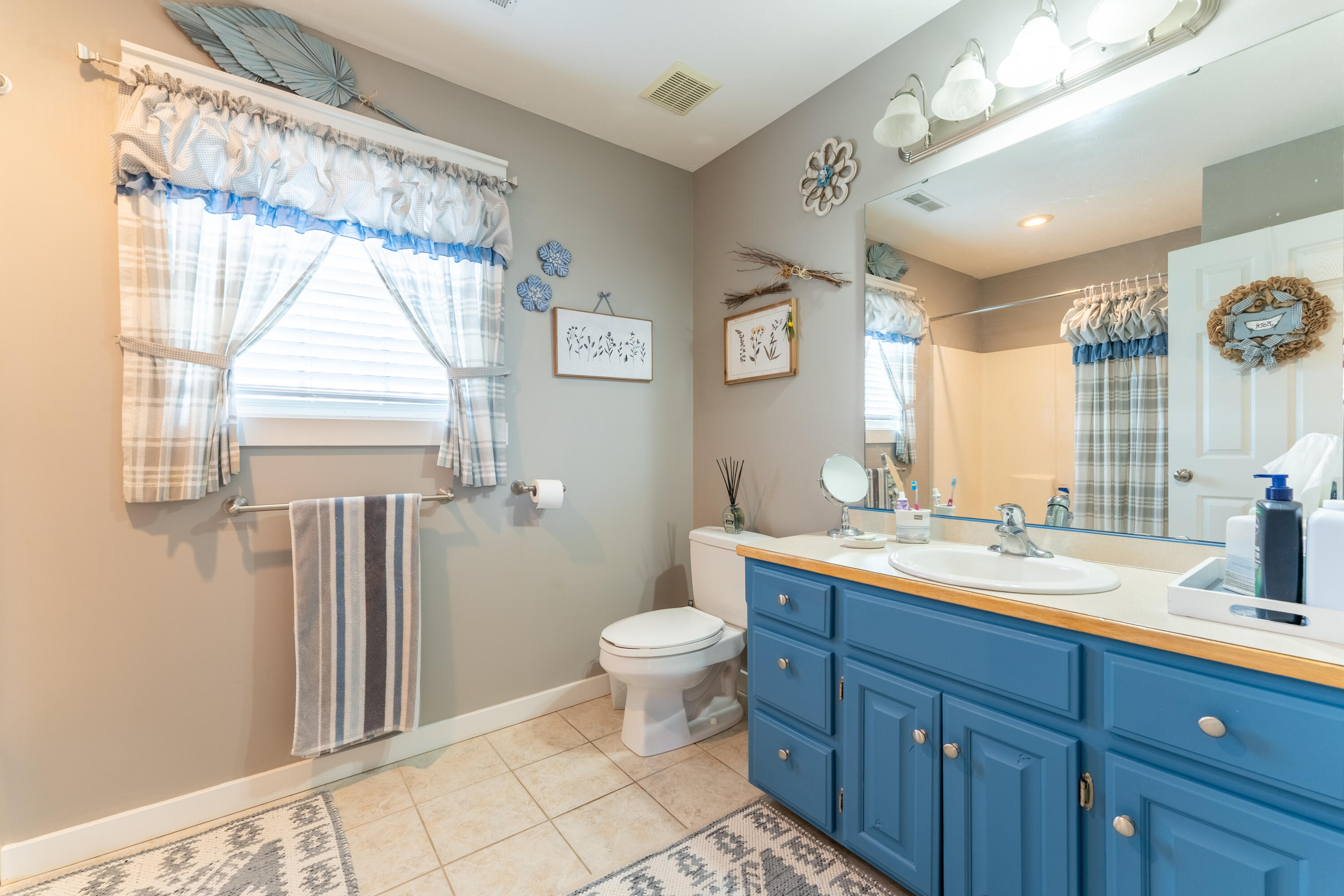 522 East Grace Street Property Photo 24