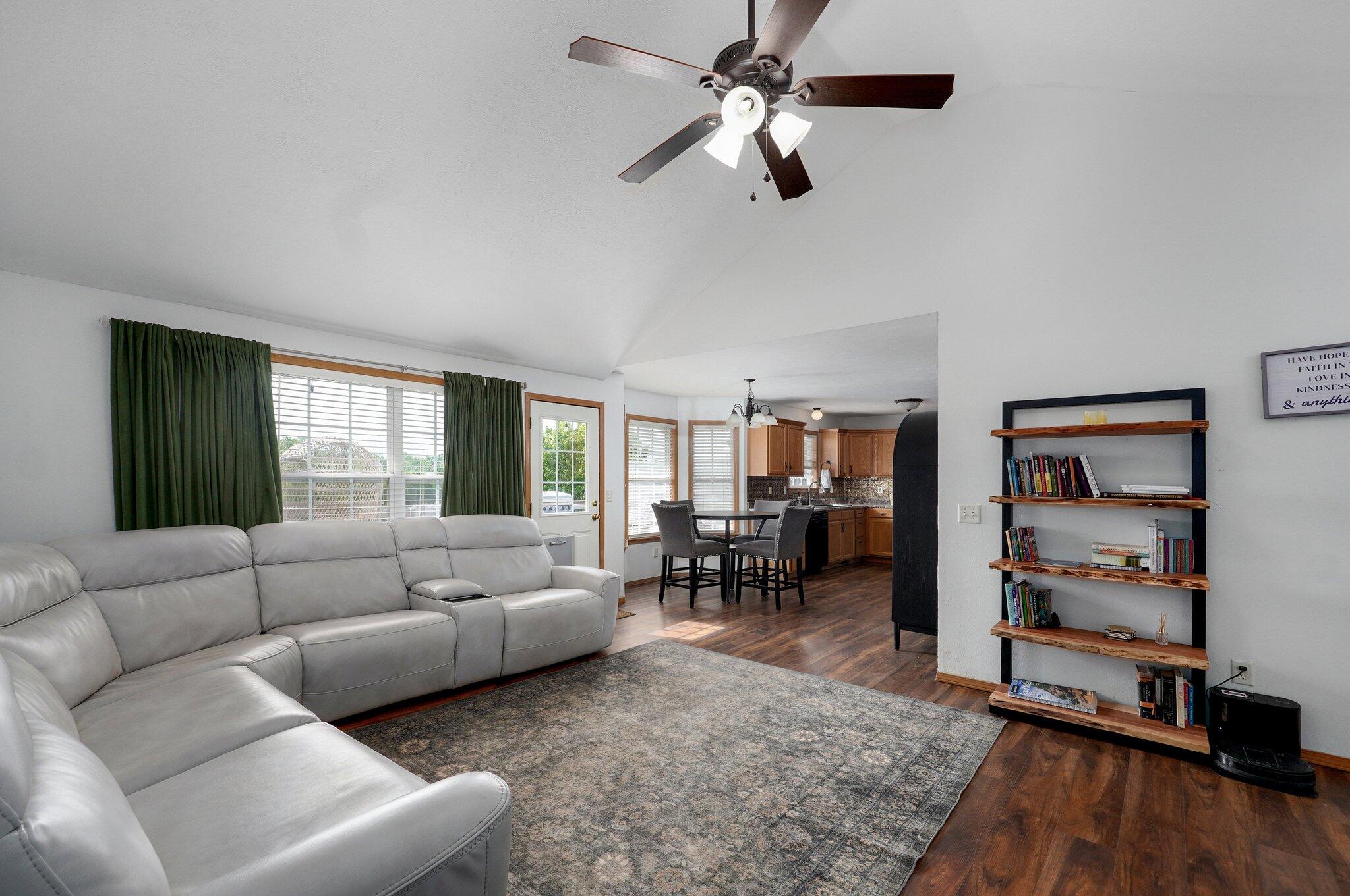 1650 South Canton Avenue Property Photo 8
