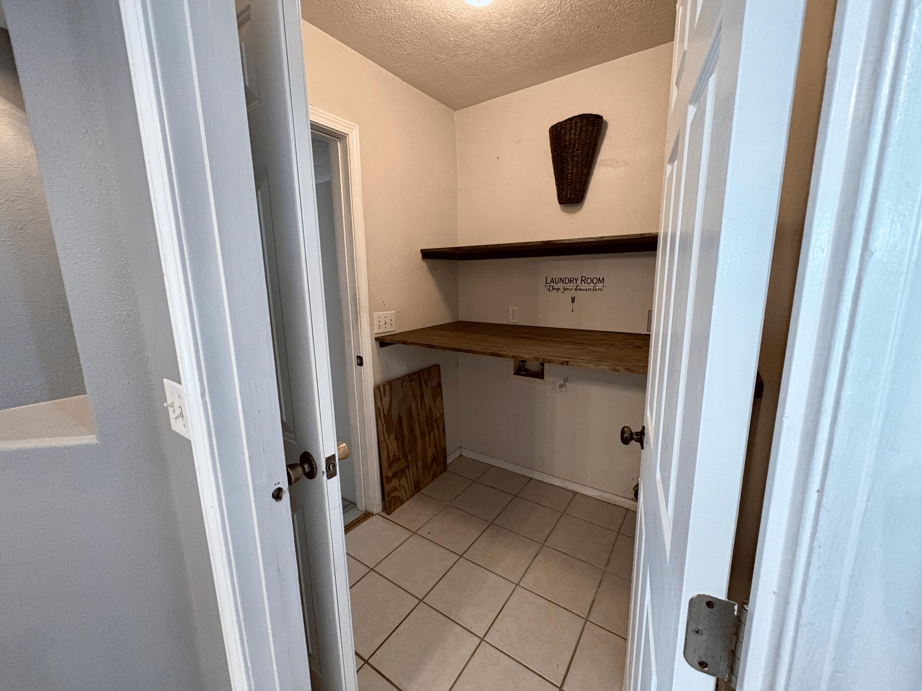 707 South Eastridge Property Photo 11