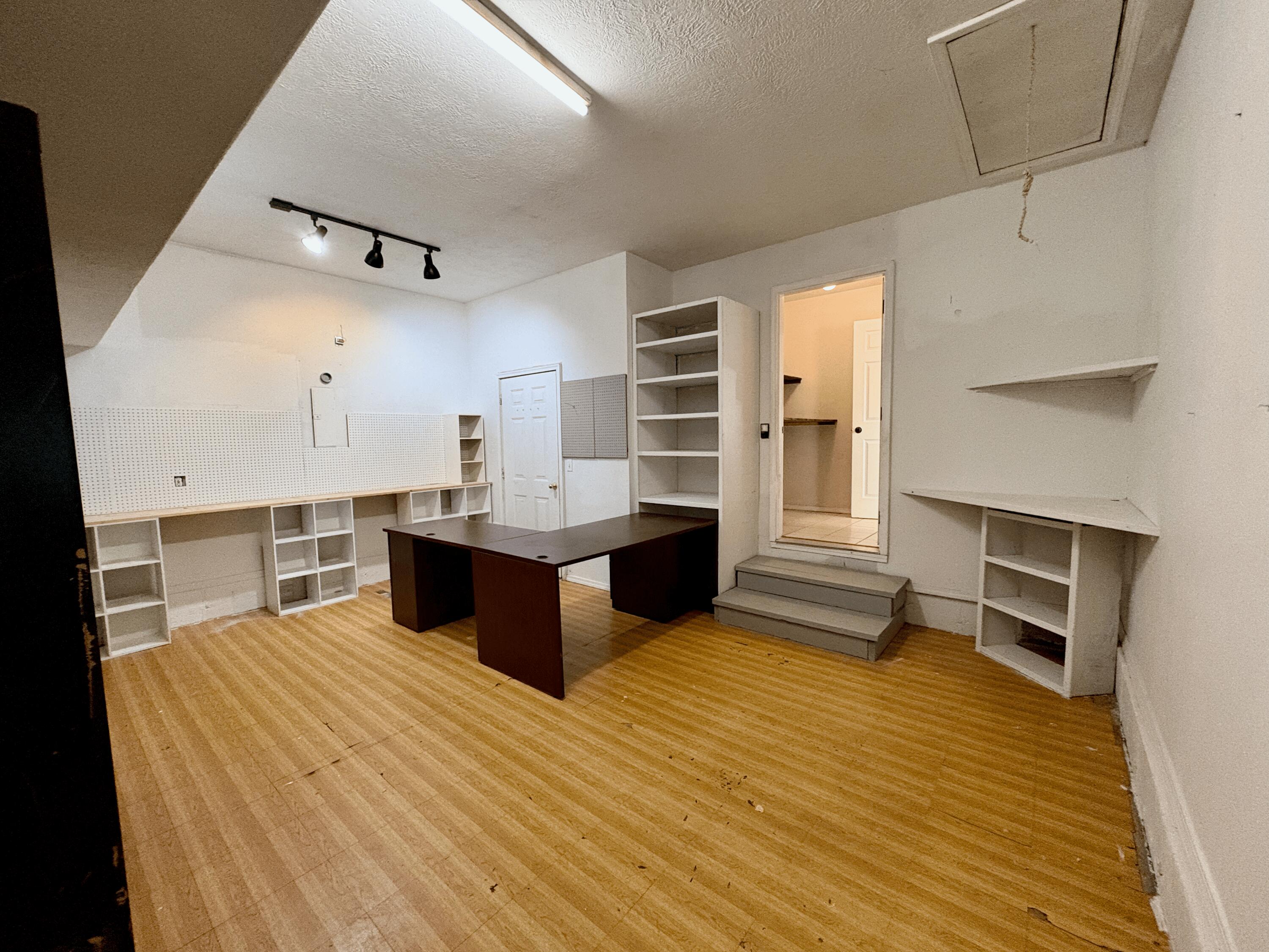 707 South Eastridge Property Photo 13
