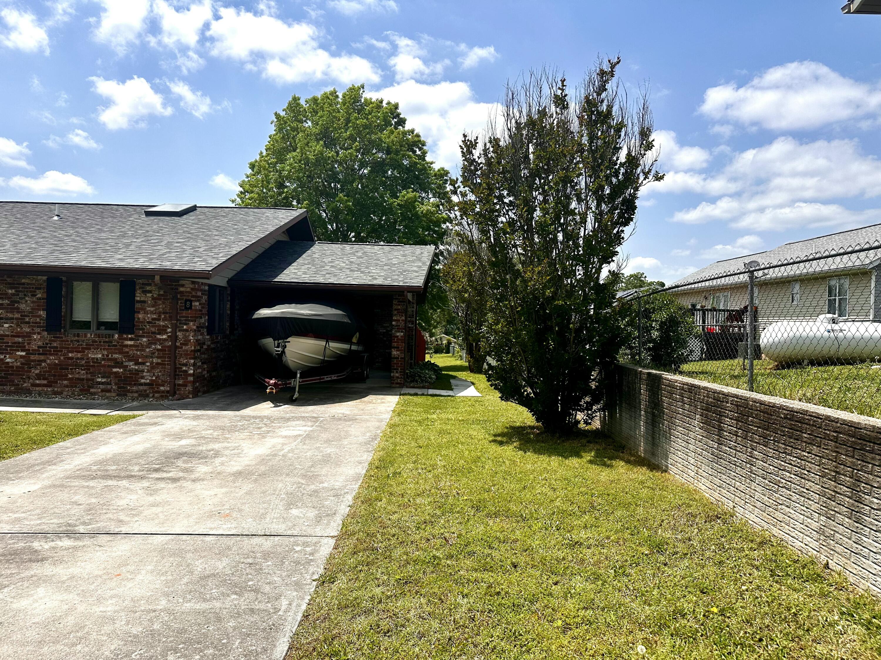8 Sunset Street Property Photo 5