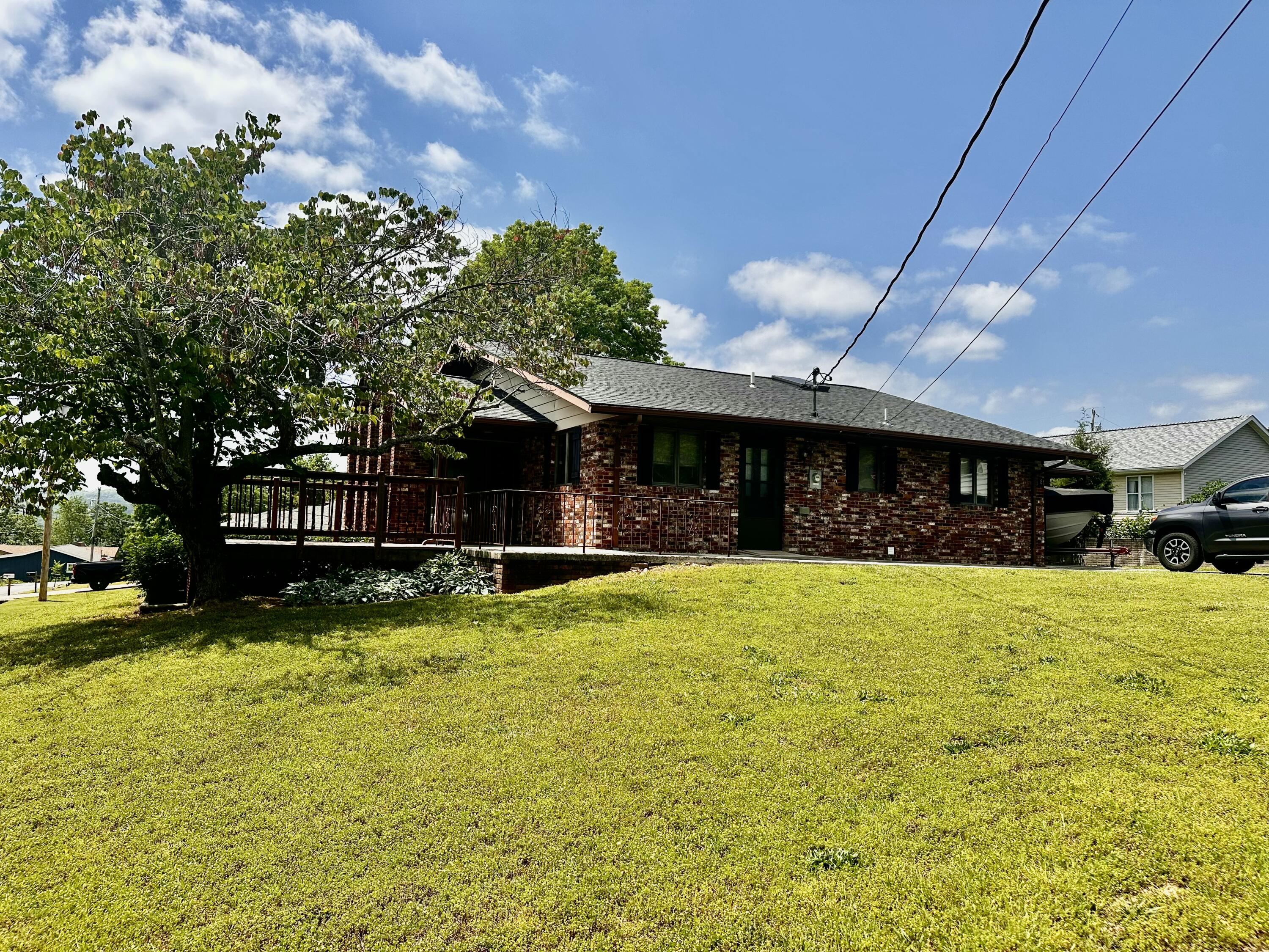 8 Sunset Street Property Photo 7