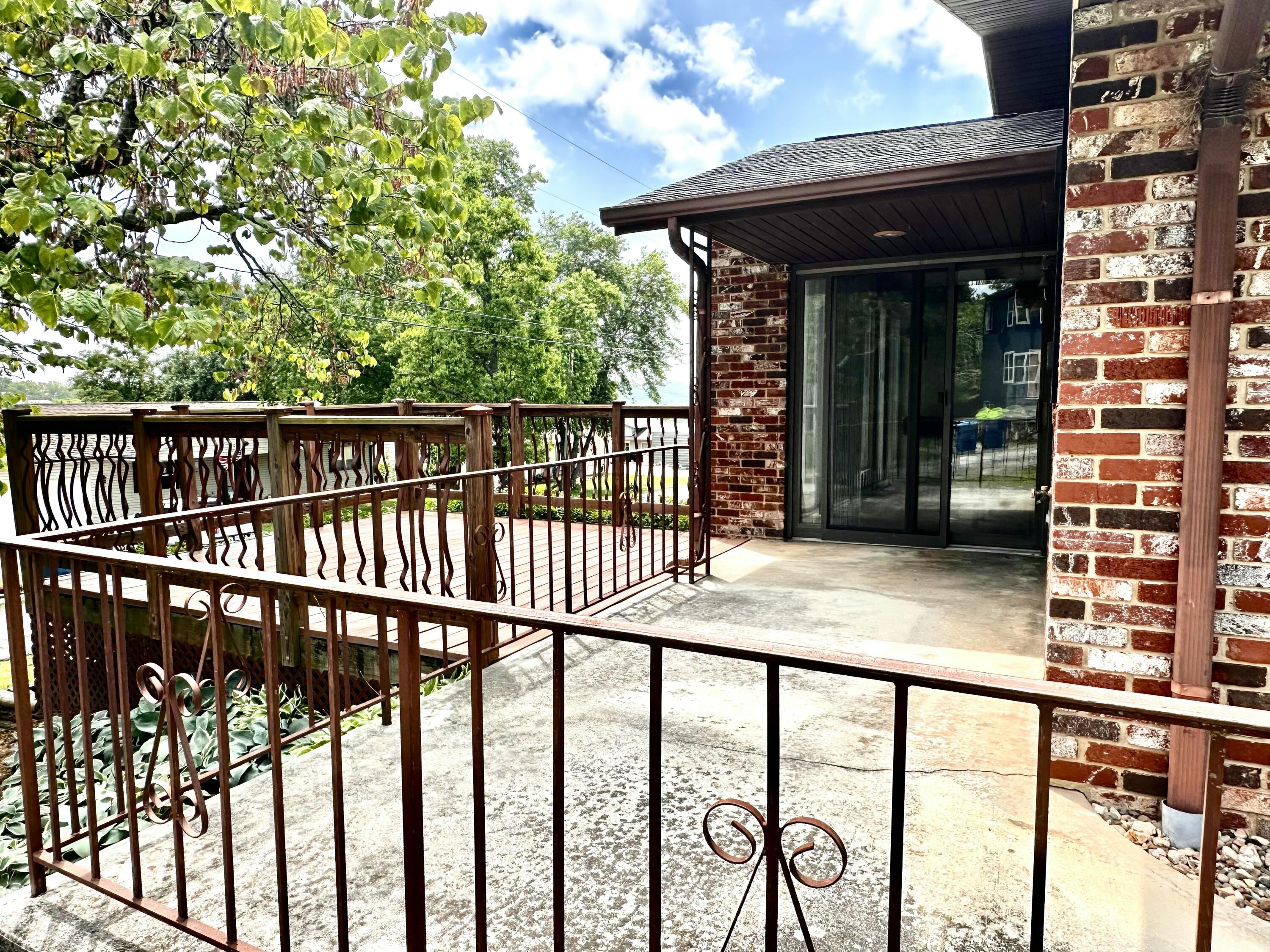 8 Sunset Street Property Photo 17