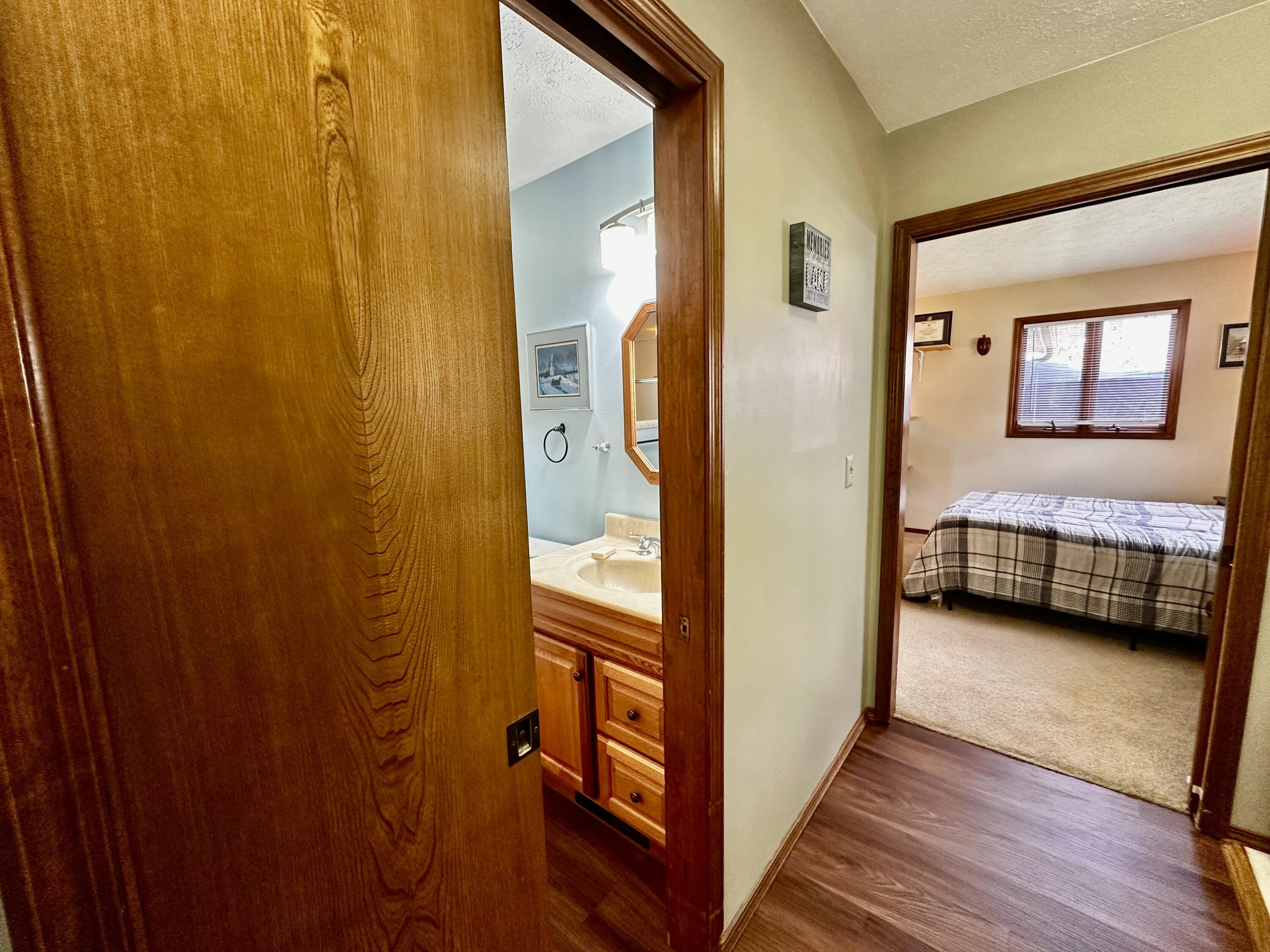 8 Sunset Street Property Photo 23