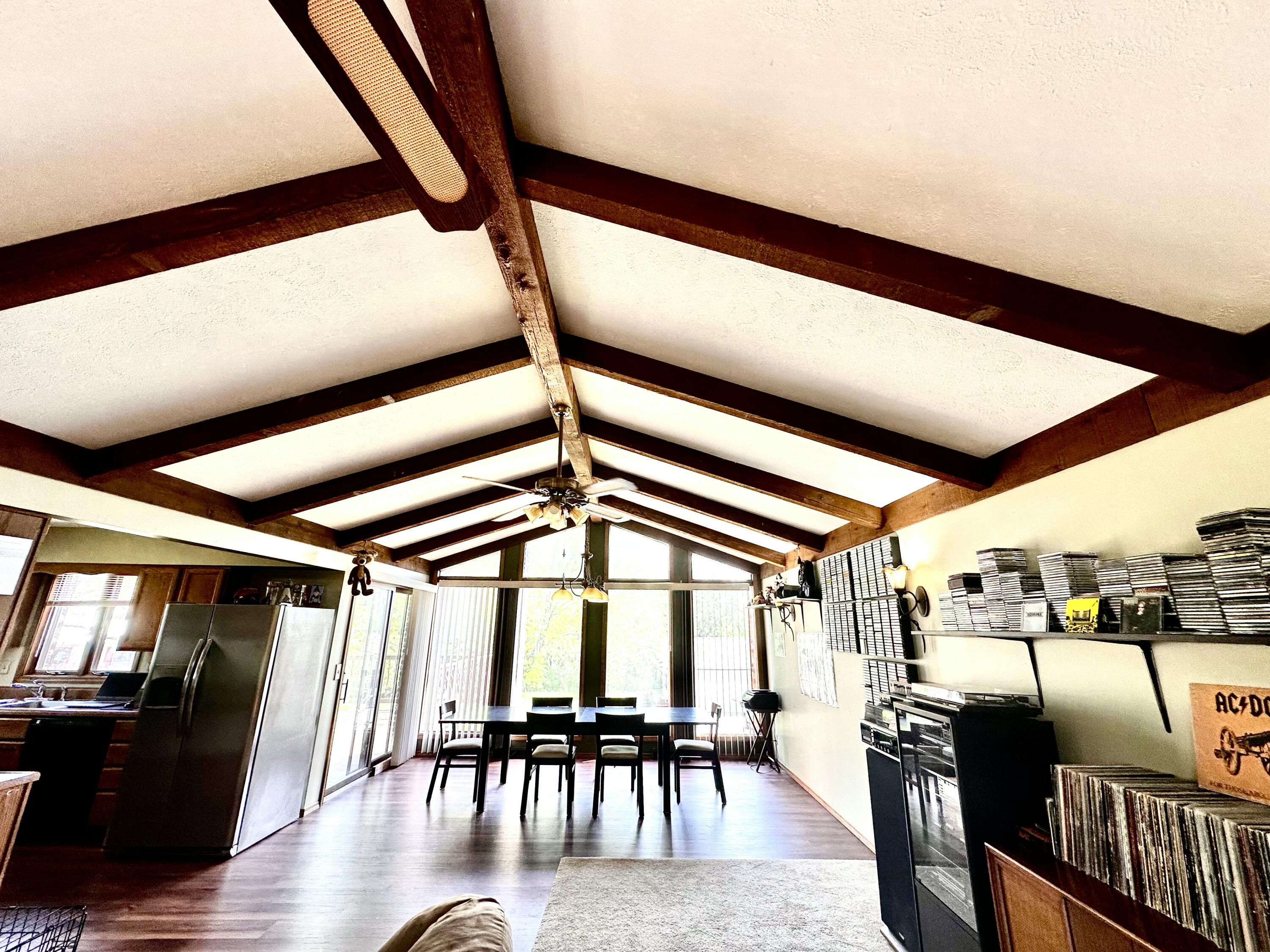 8 Sunset Street Property Photo 44
