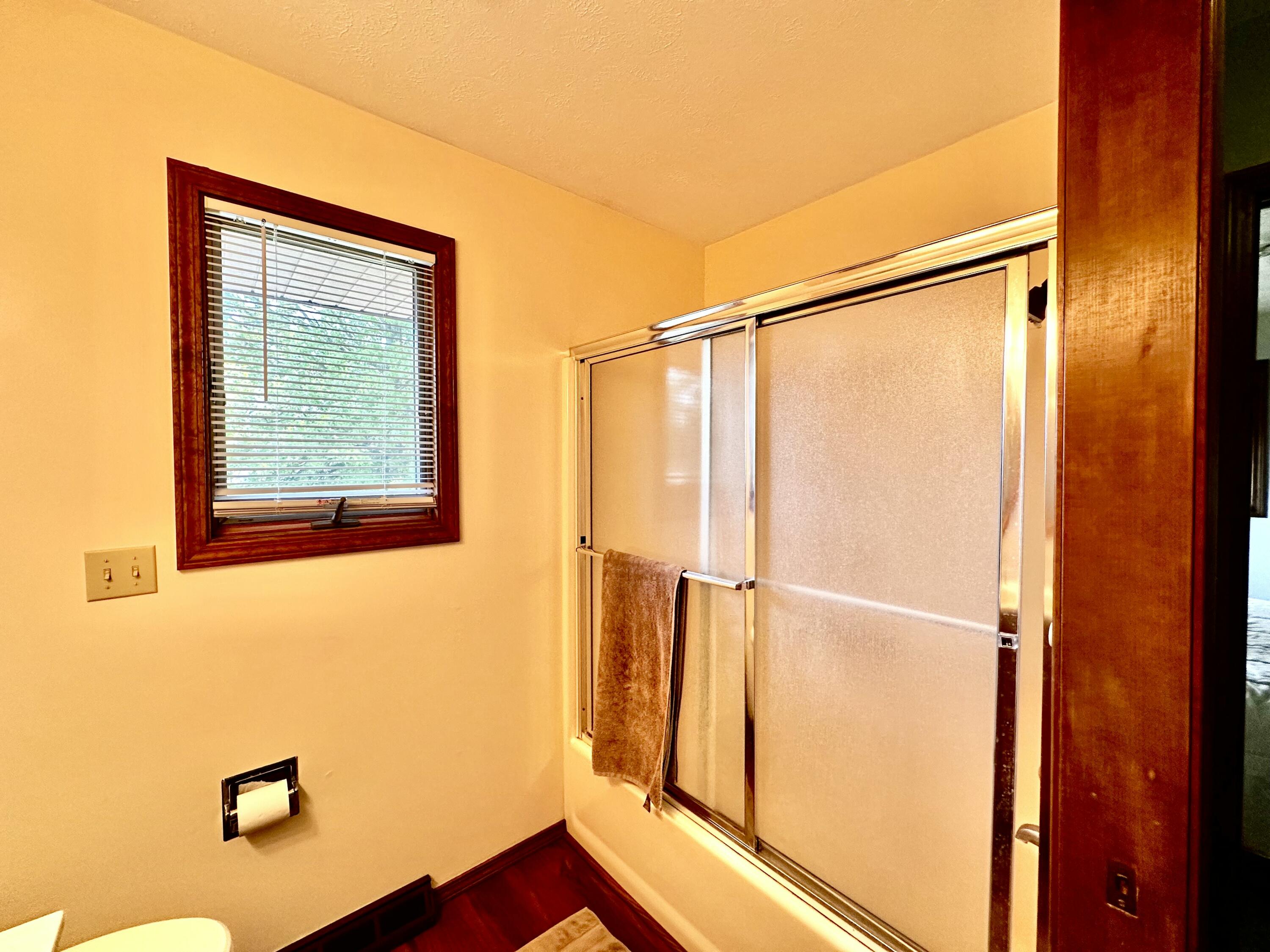 8 Sunset Street Property Photo 47