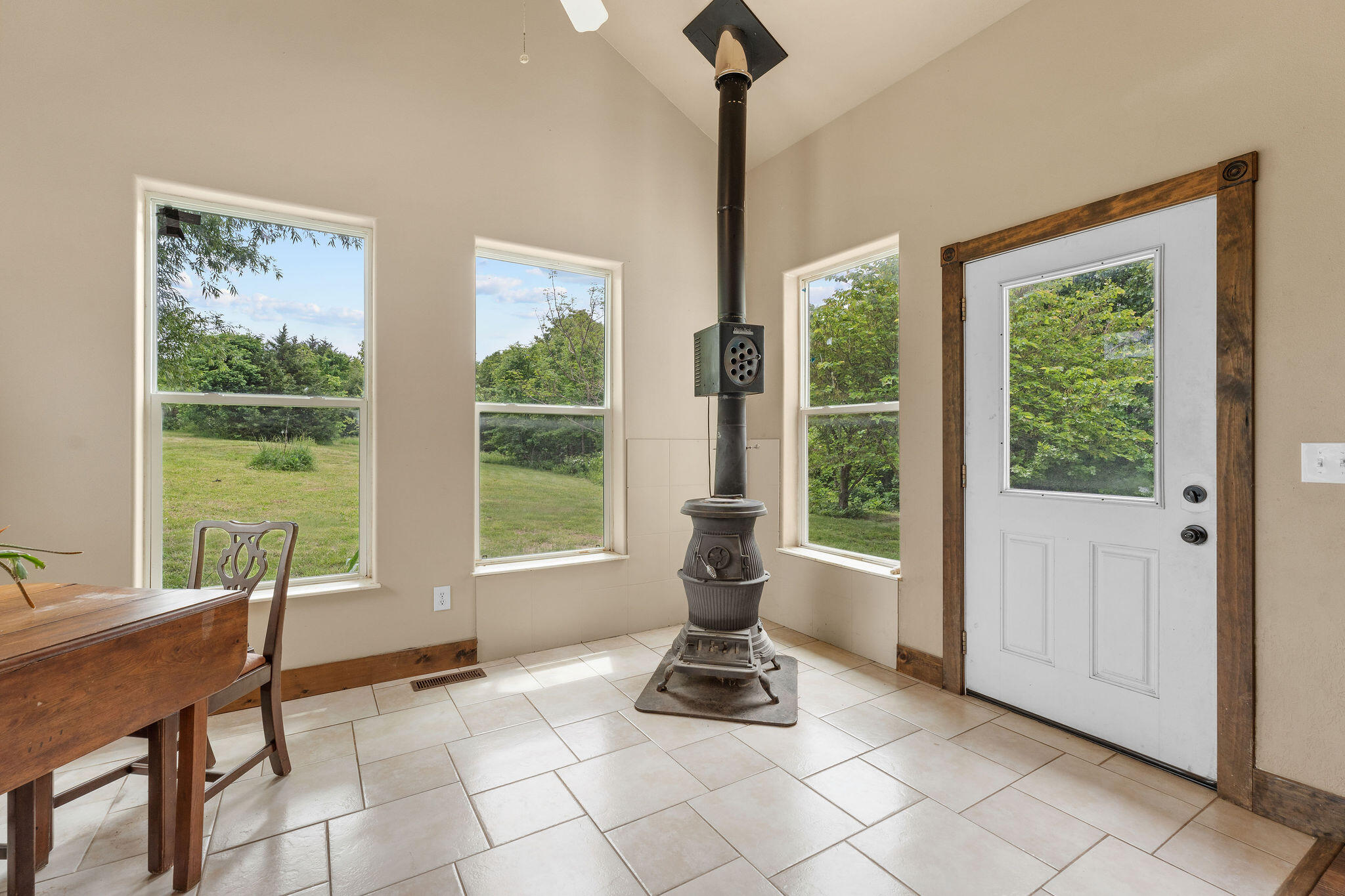831 Wilson Creek Road Property Photo 23