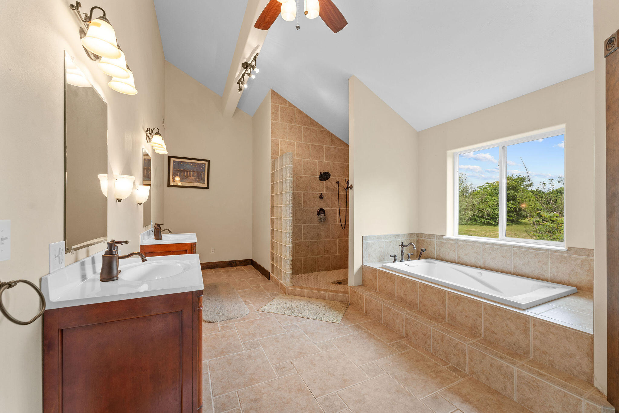 831 Wilson Creek Road Property Photo 34