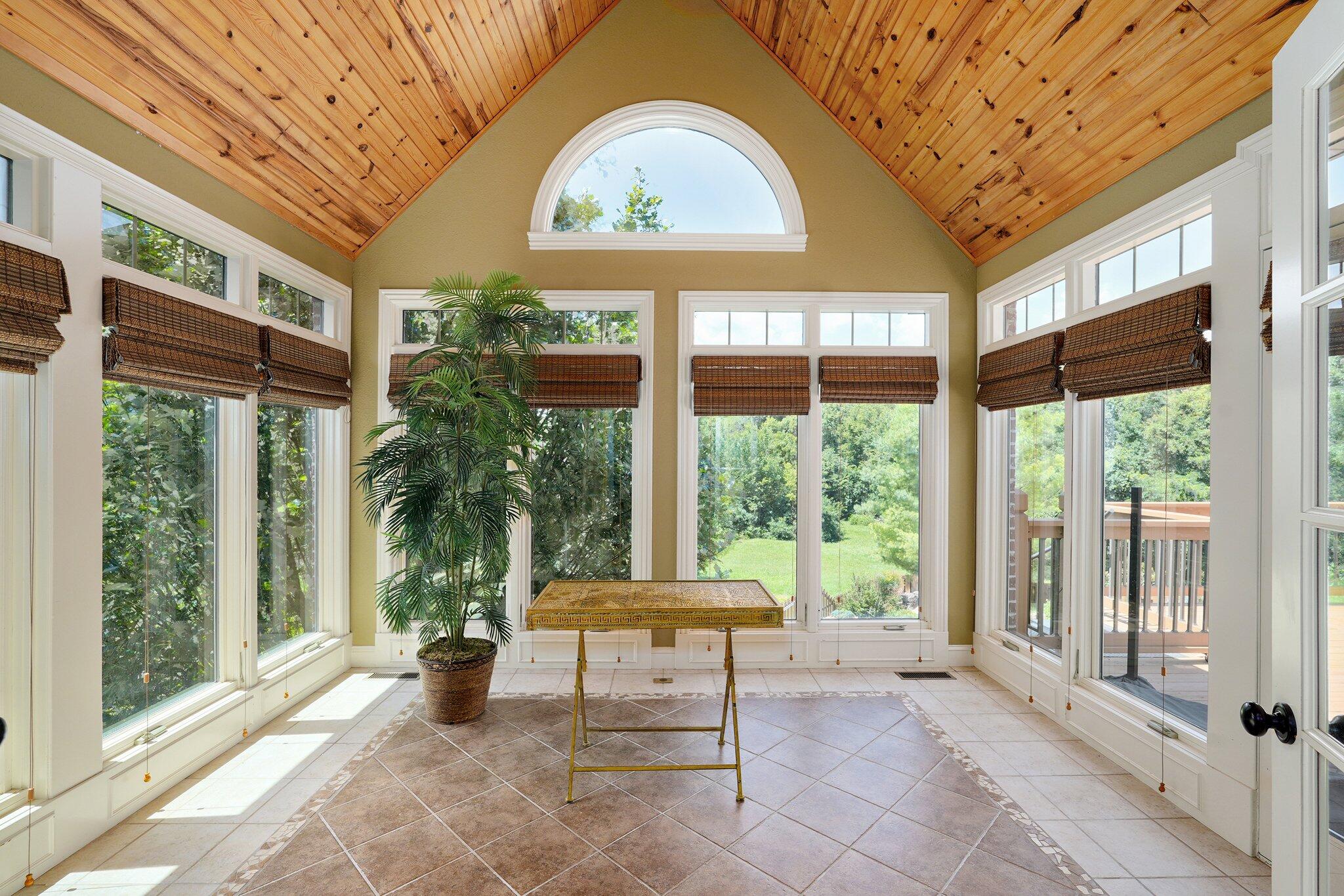 5853 South Northern Ridge Road Property Photo 32