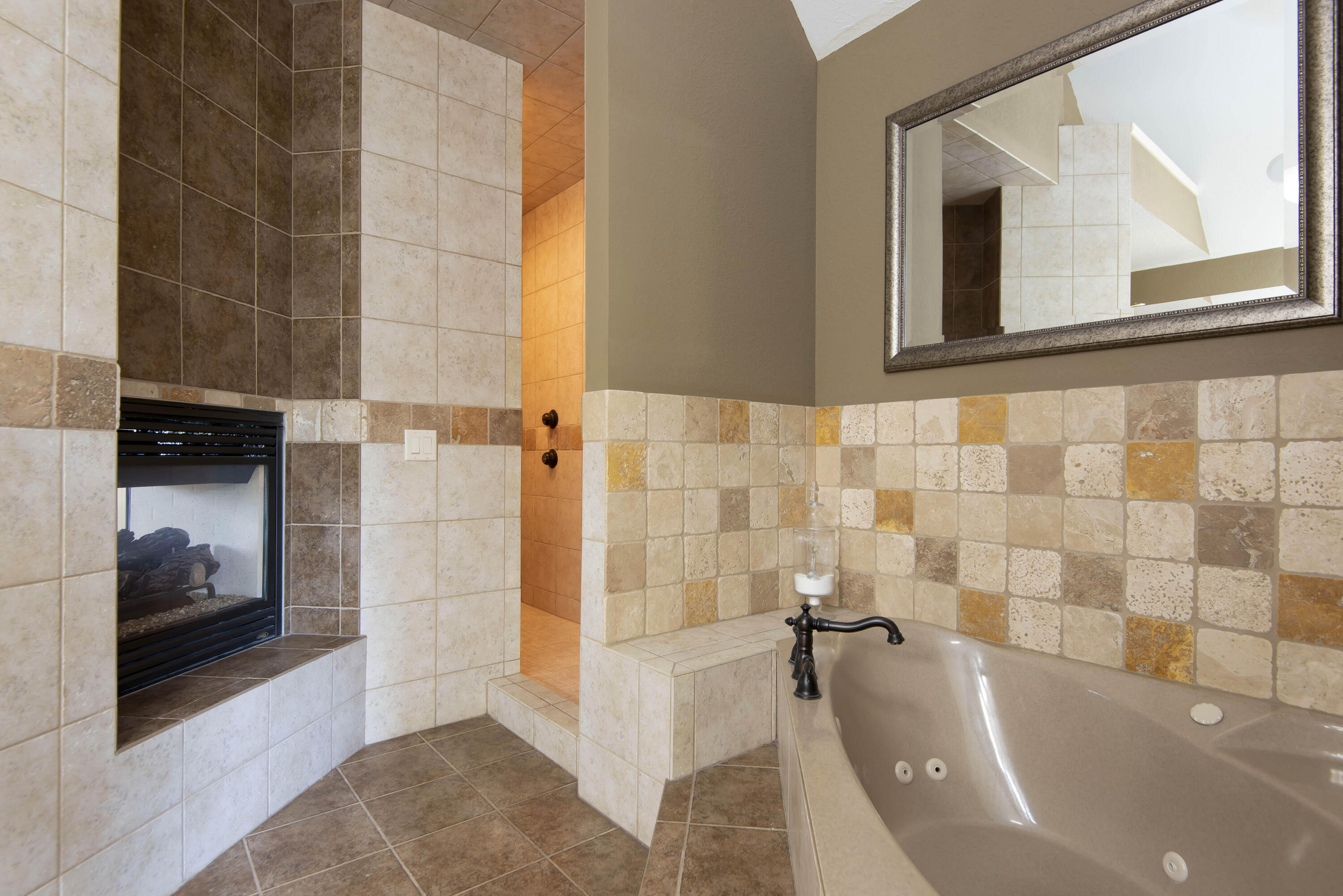 5853 South Northern Ridge Road Property Photo 35