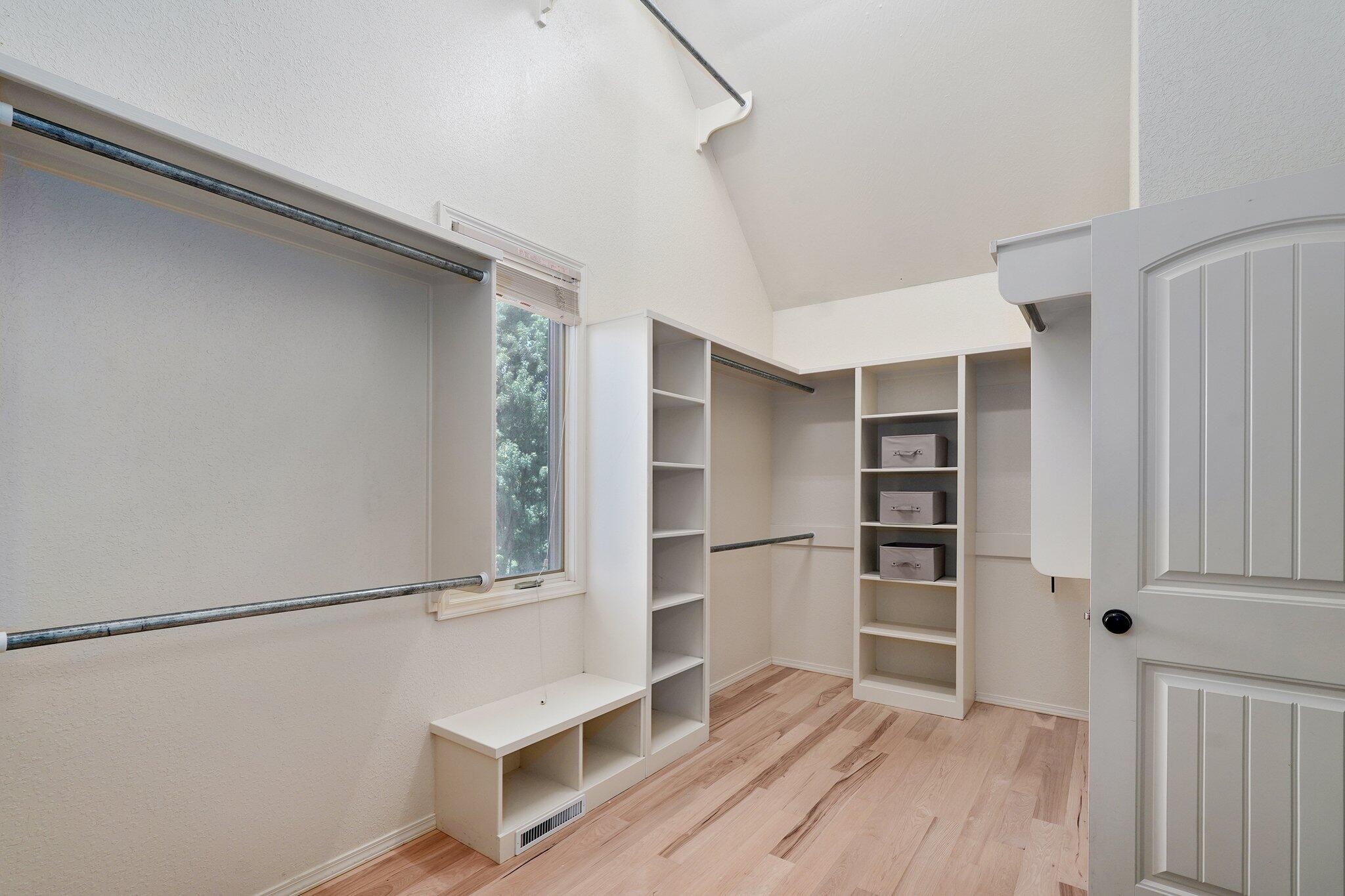 5853 South Northern Ridge Road Property Photo 38