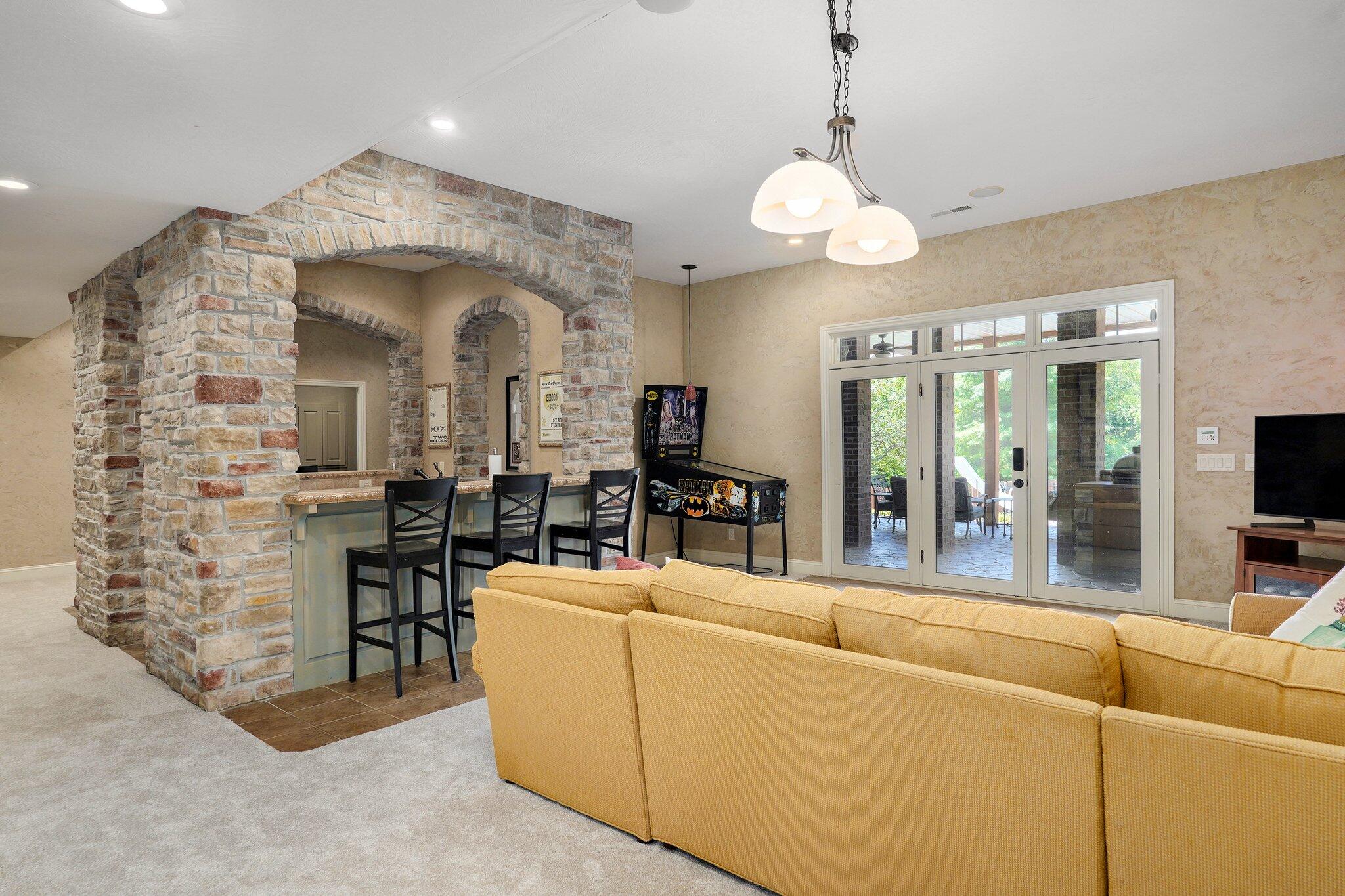 5853 South Northern Ridge Road Property Photo 54