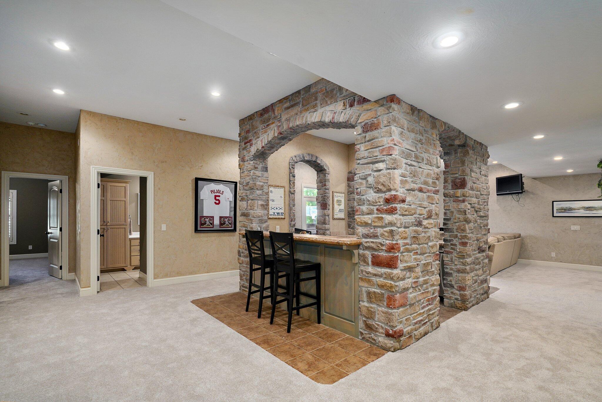 5853 South Northern Ridge Road Property Photo 55
