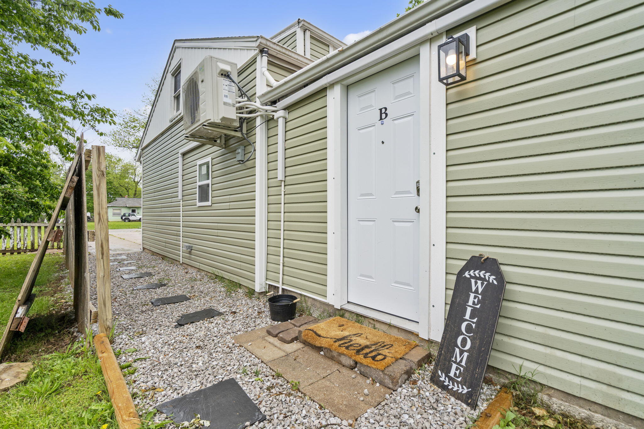 210 North Scenic Avenue Property Photo 32