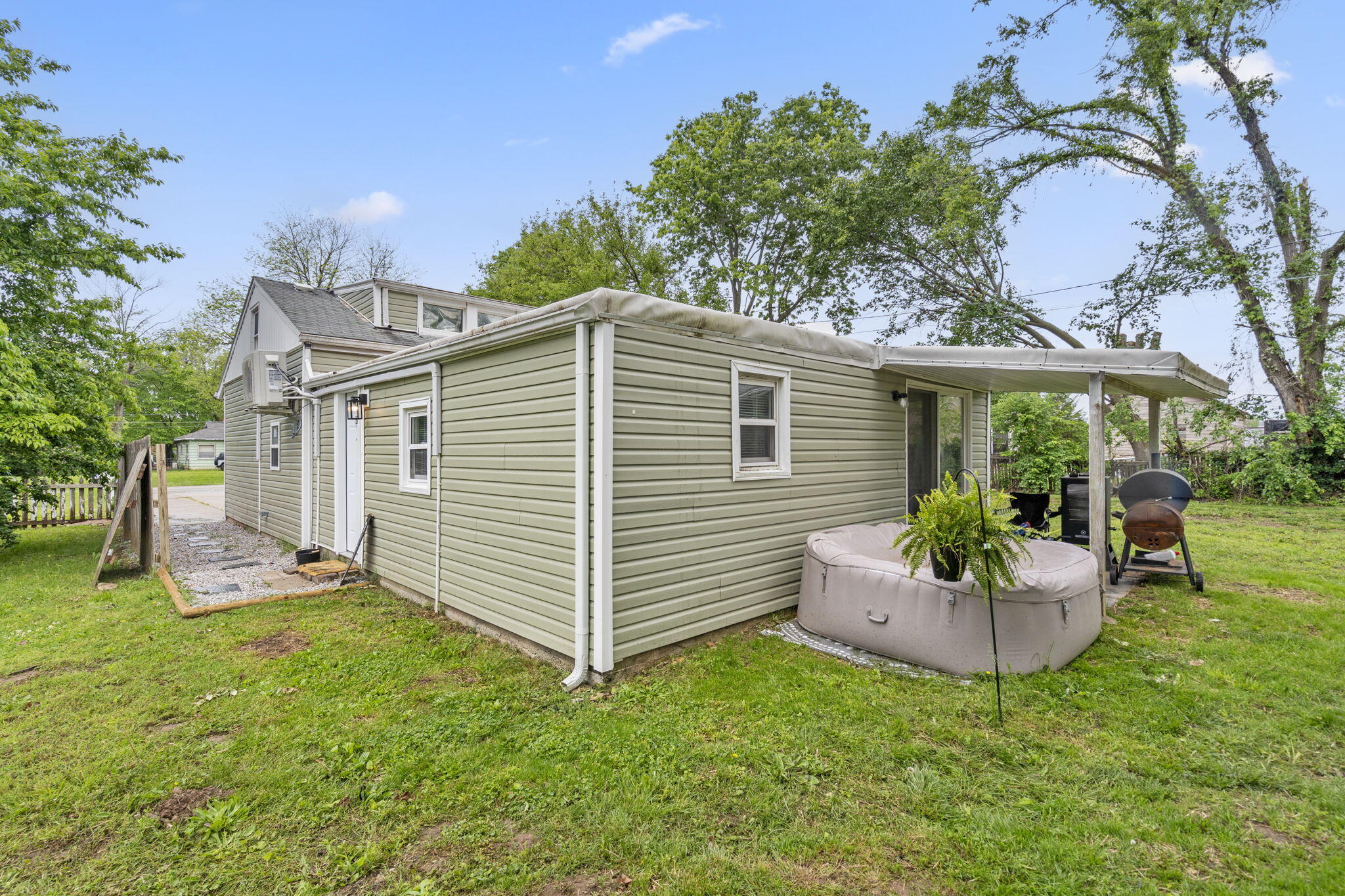 210 North Scenic Avenue Property Photo 33