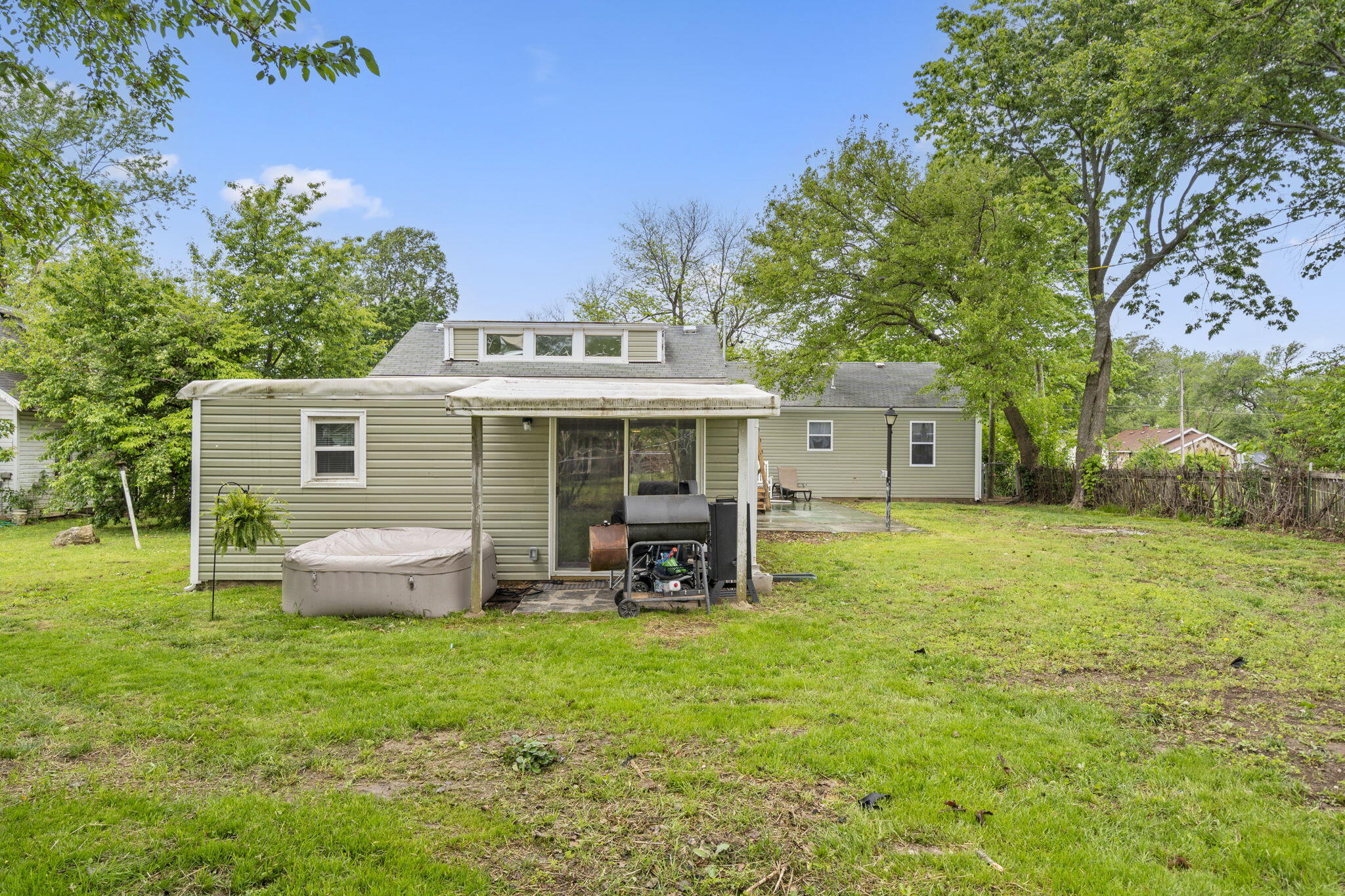 210 North Scenic Avenue Property Photo 34
