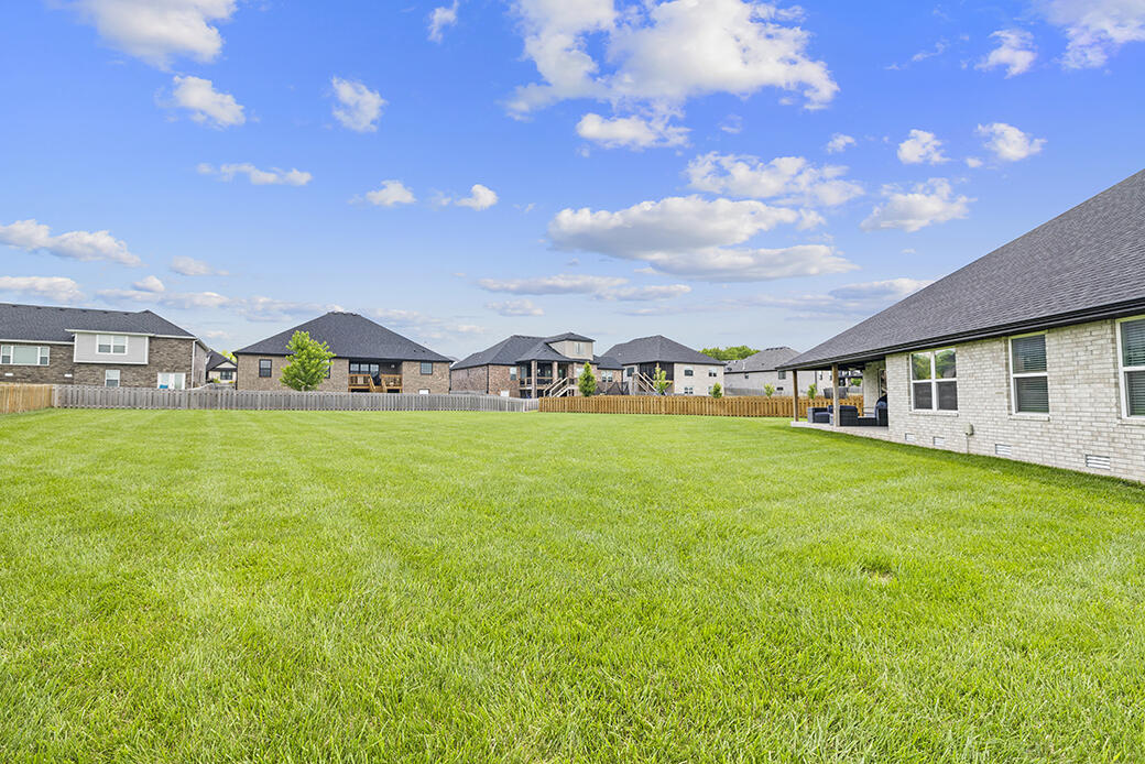 1528 North Edgemont Circle Property Photo 4