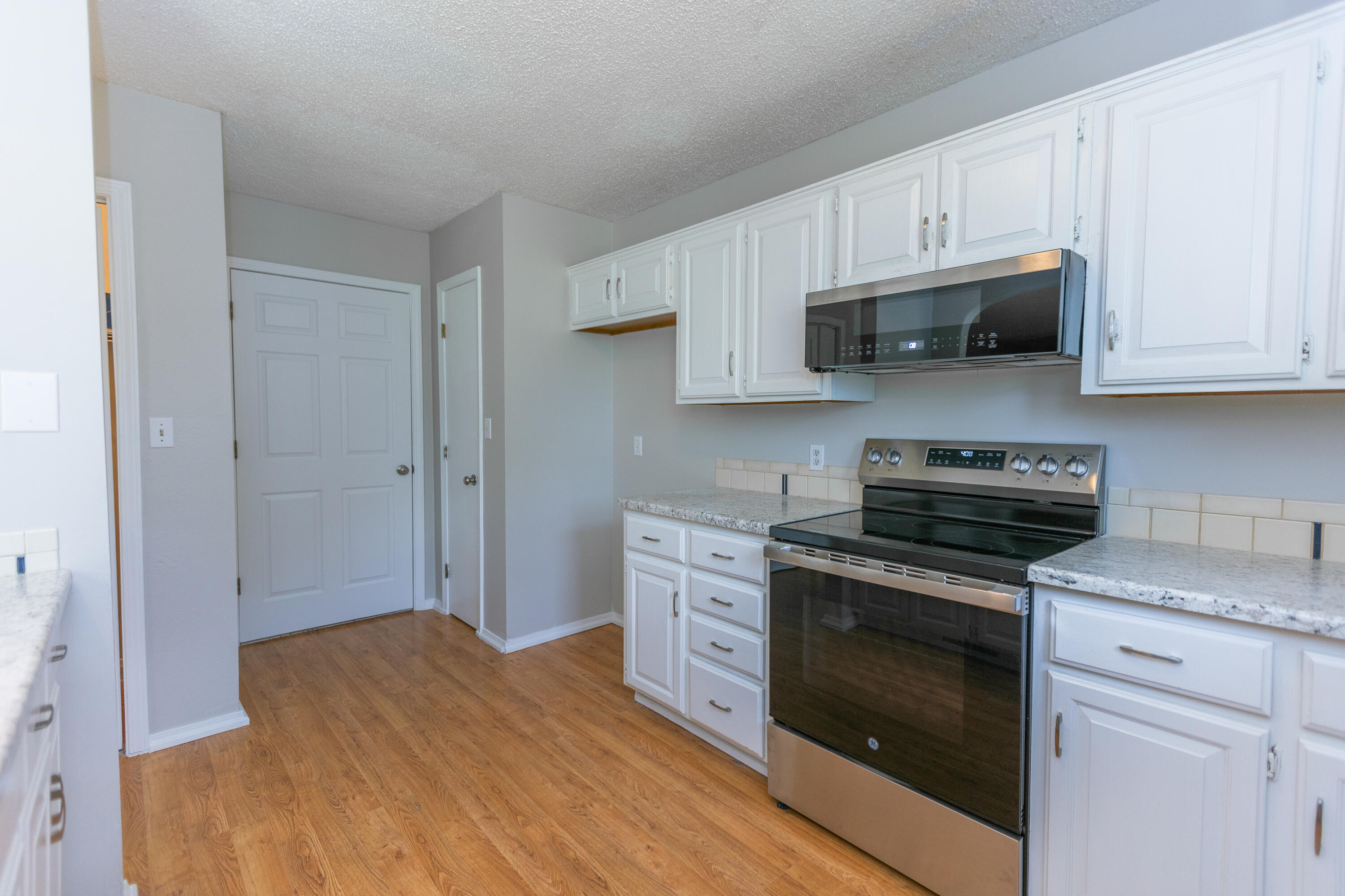 2673 West Vincent Street Property Photo 9