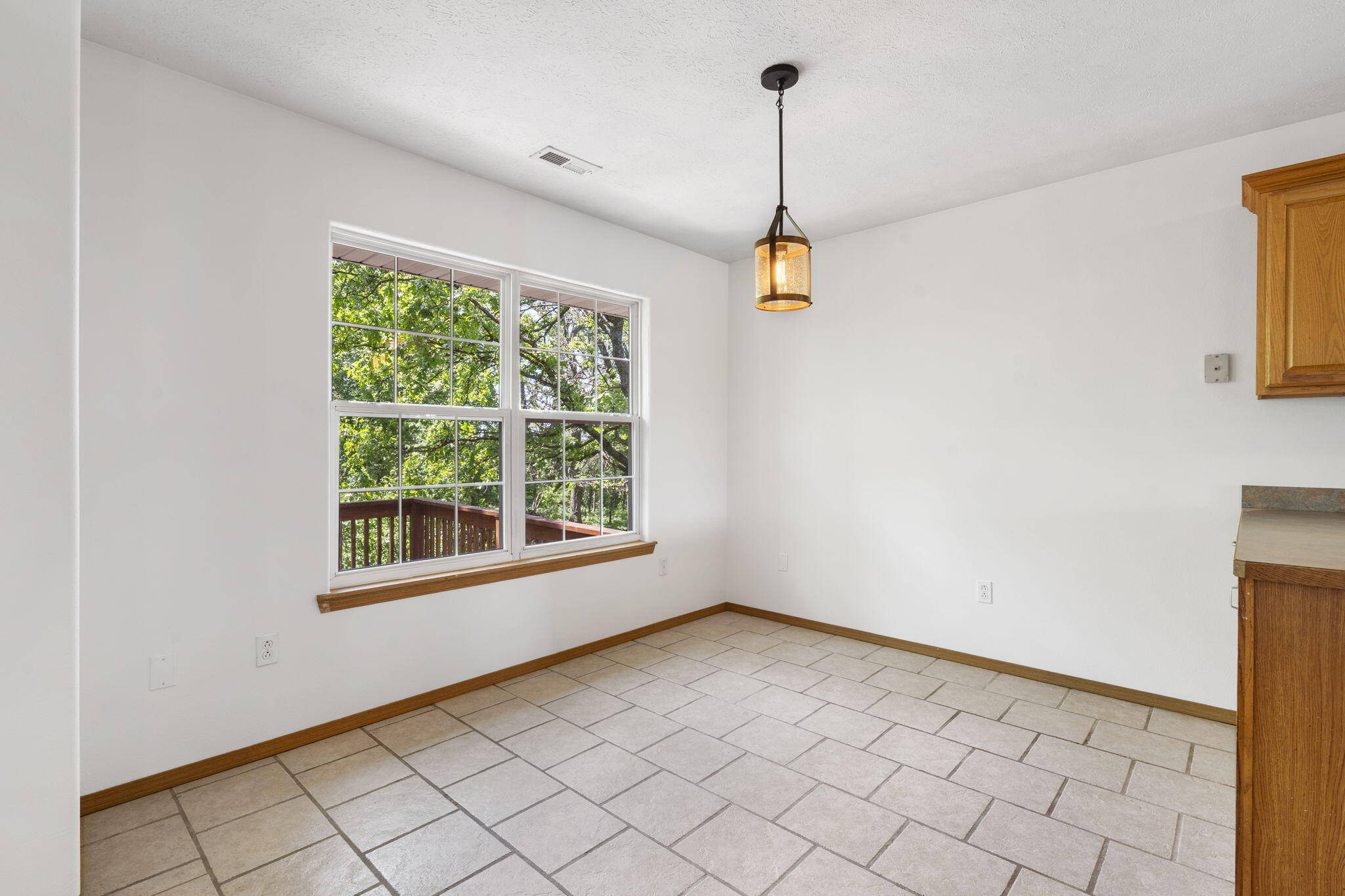 9969 Lawrence 2222 Property Photo 9