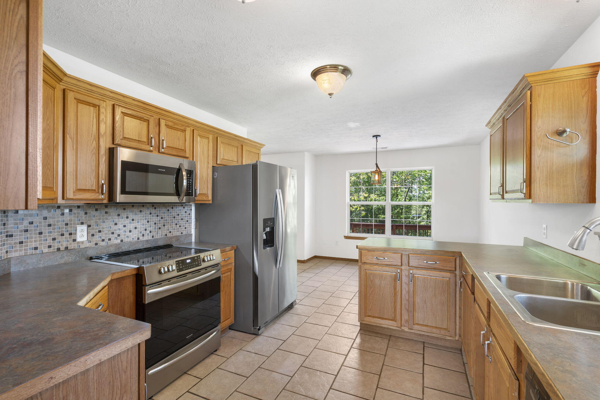 9969 Lawrence 2222 Property Photo 12