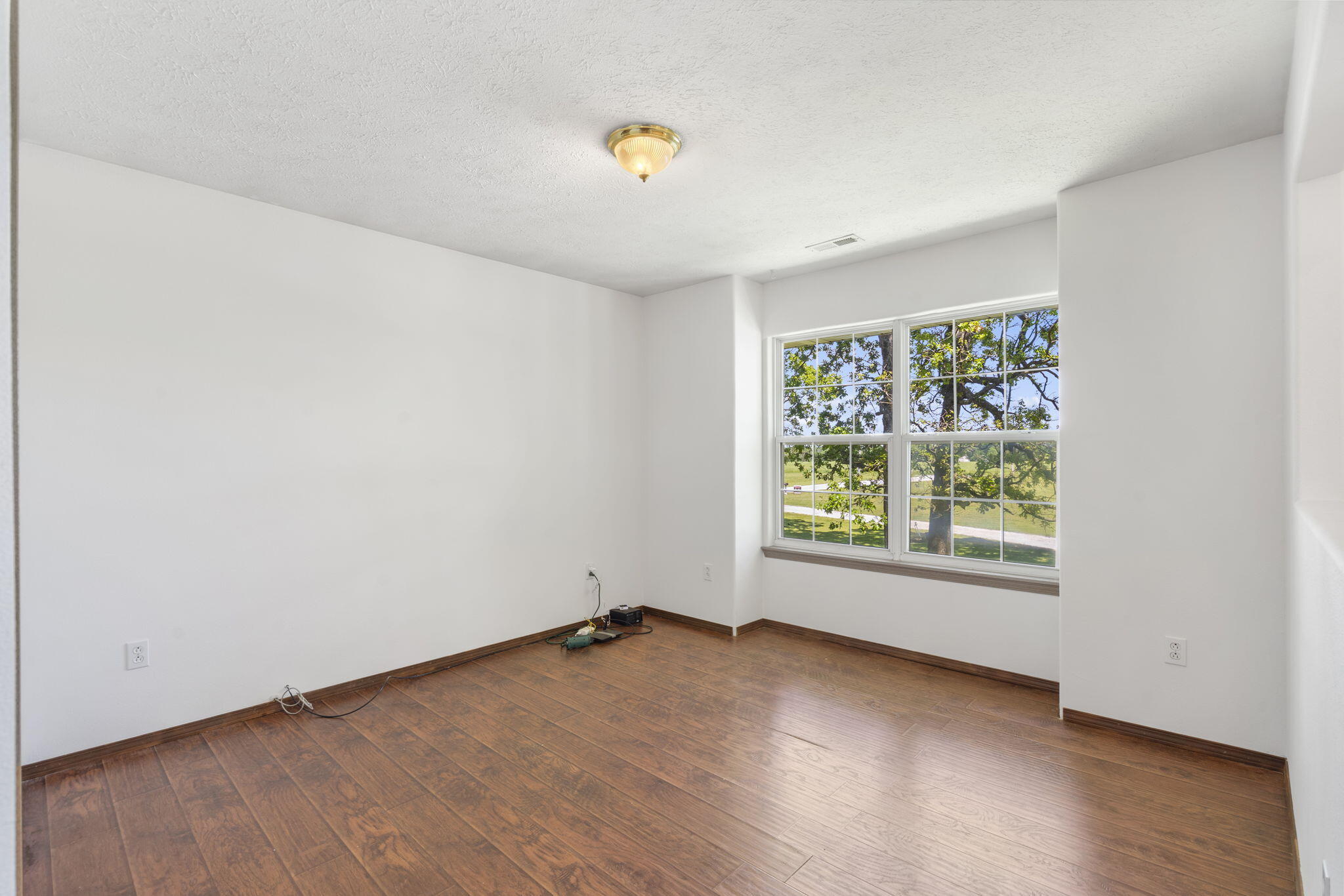 9969 Lawrence 2222 Property Photo 14