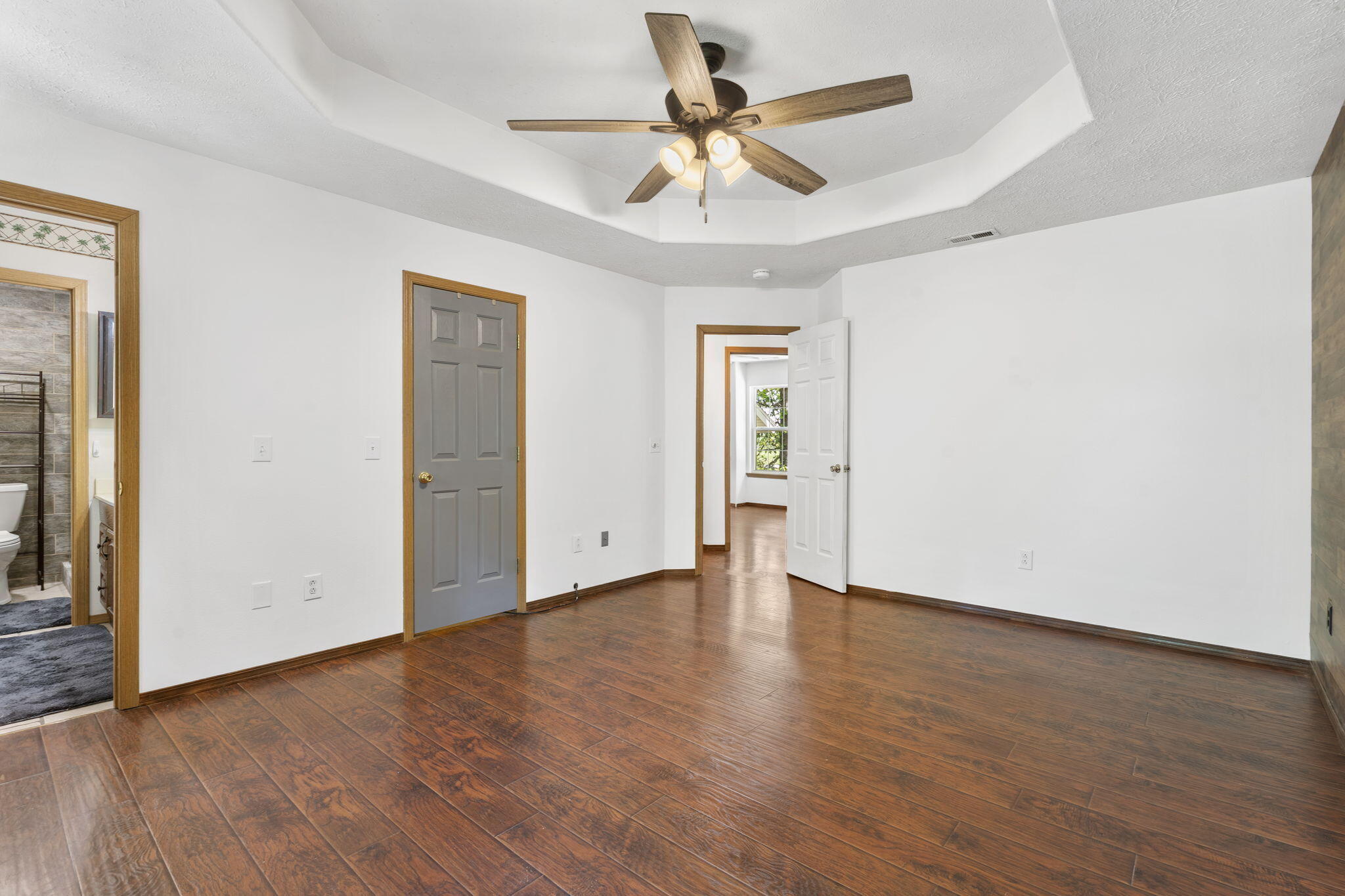 9969 Lawrence 2222 Property Photo 19