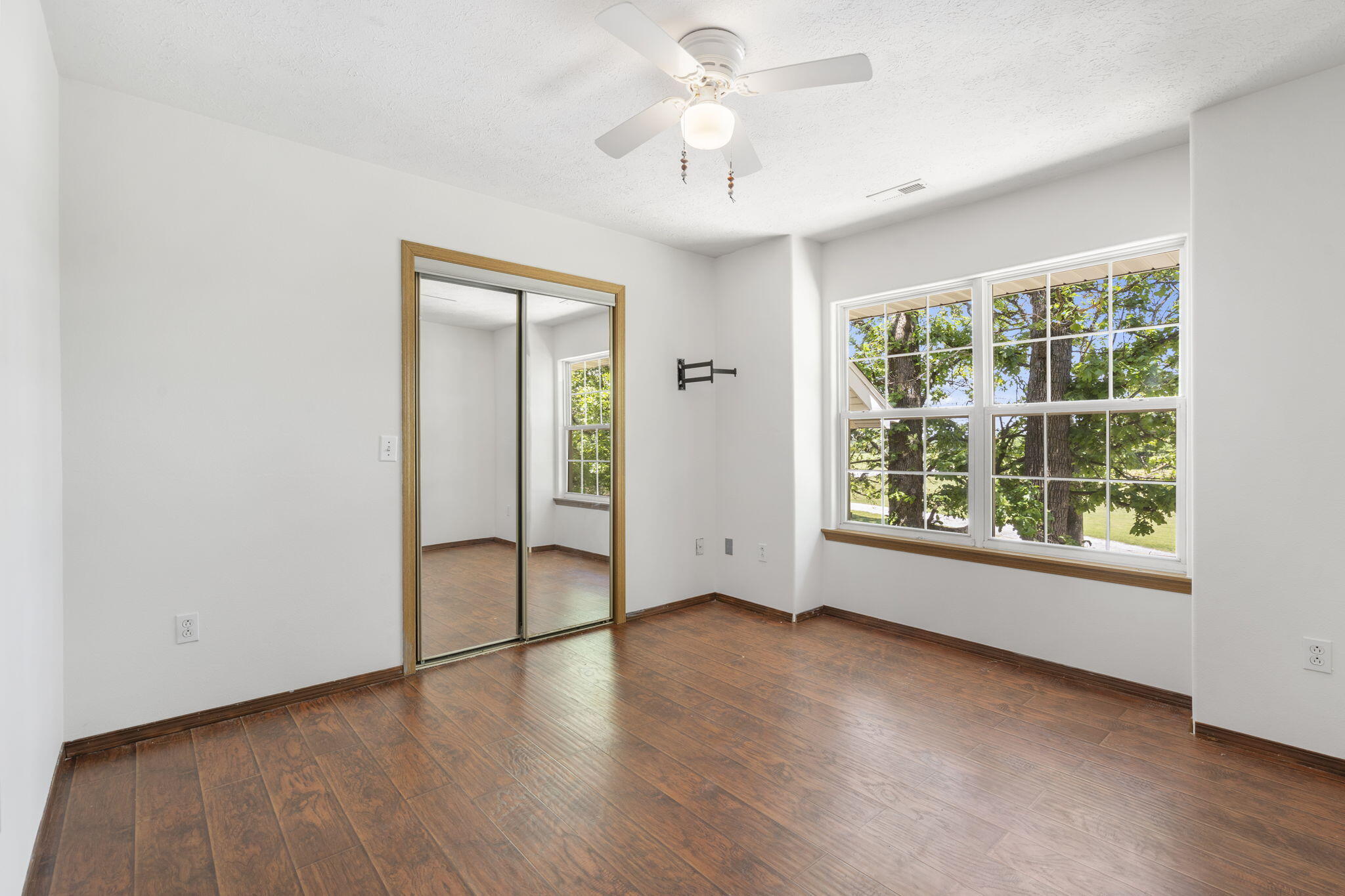 9969 Lawrence 2222 Property Photo 23