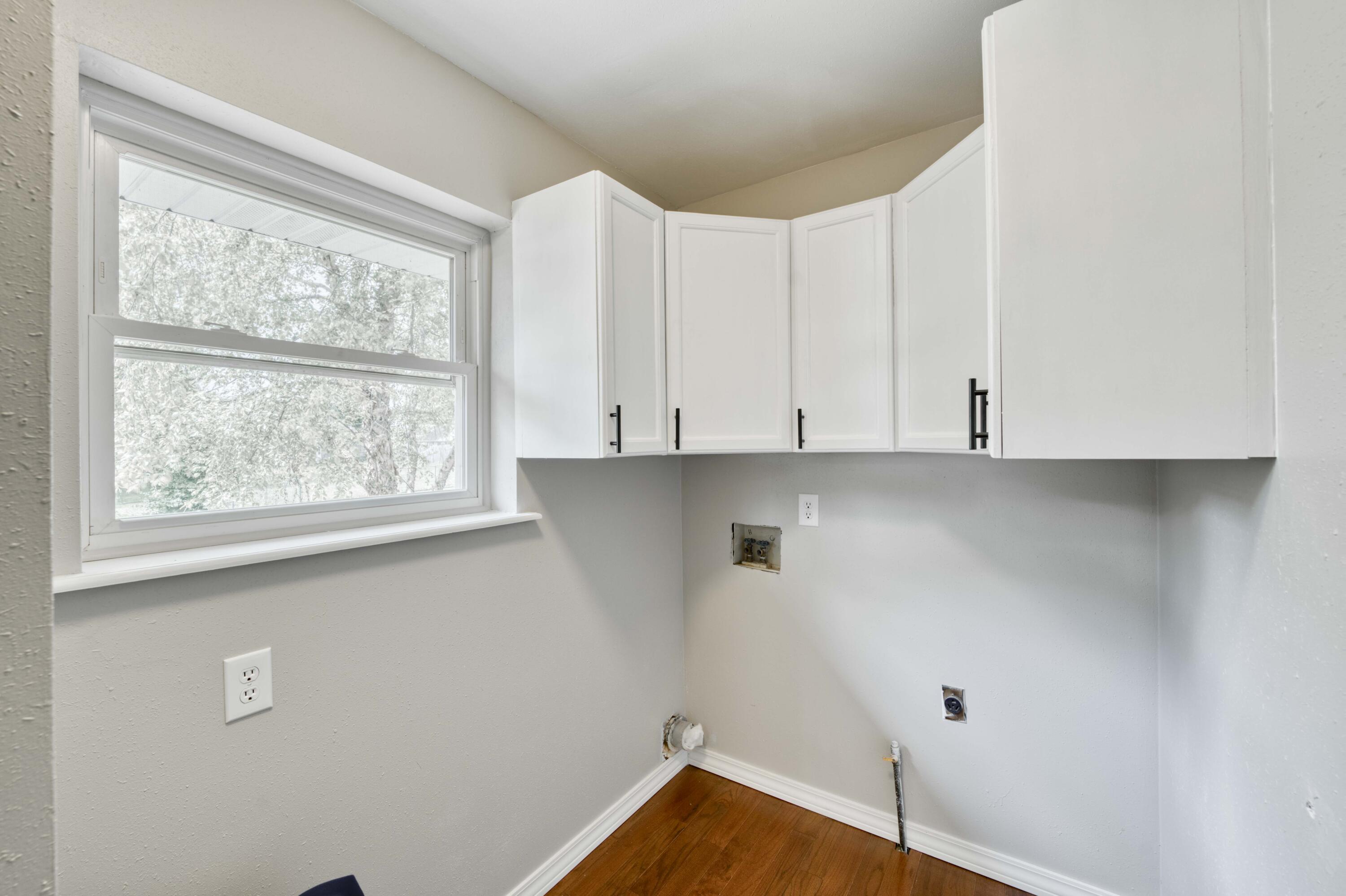 602 East Cherry Street Property Photo 10