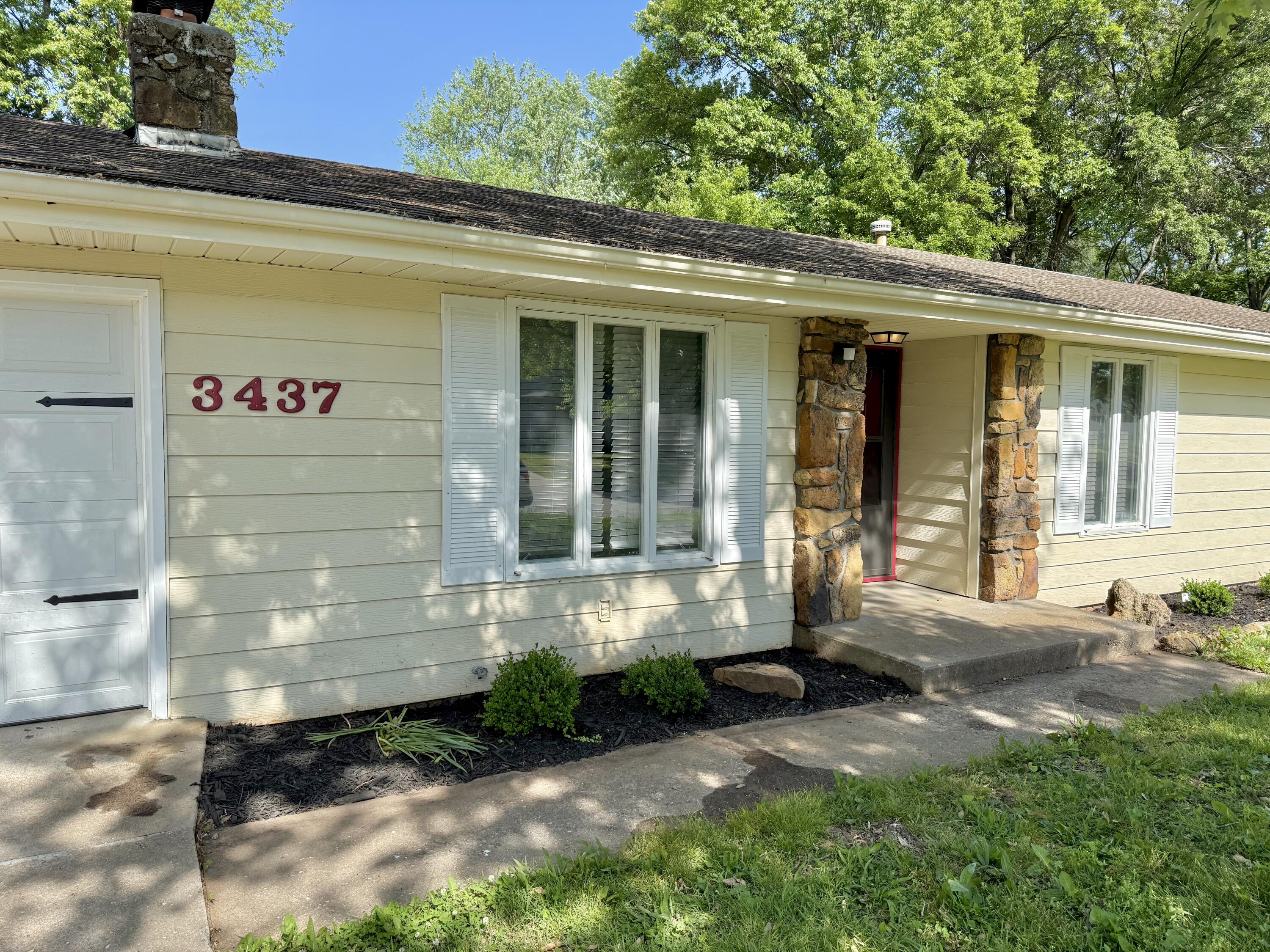 3437 South Ferguson Avenue Property Photo 3