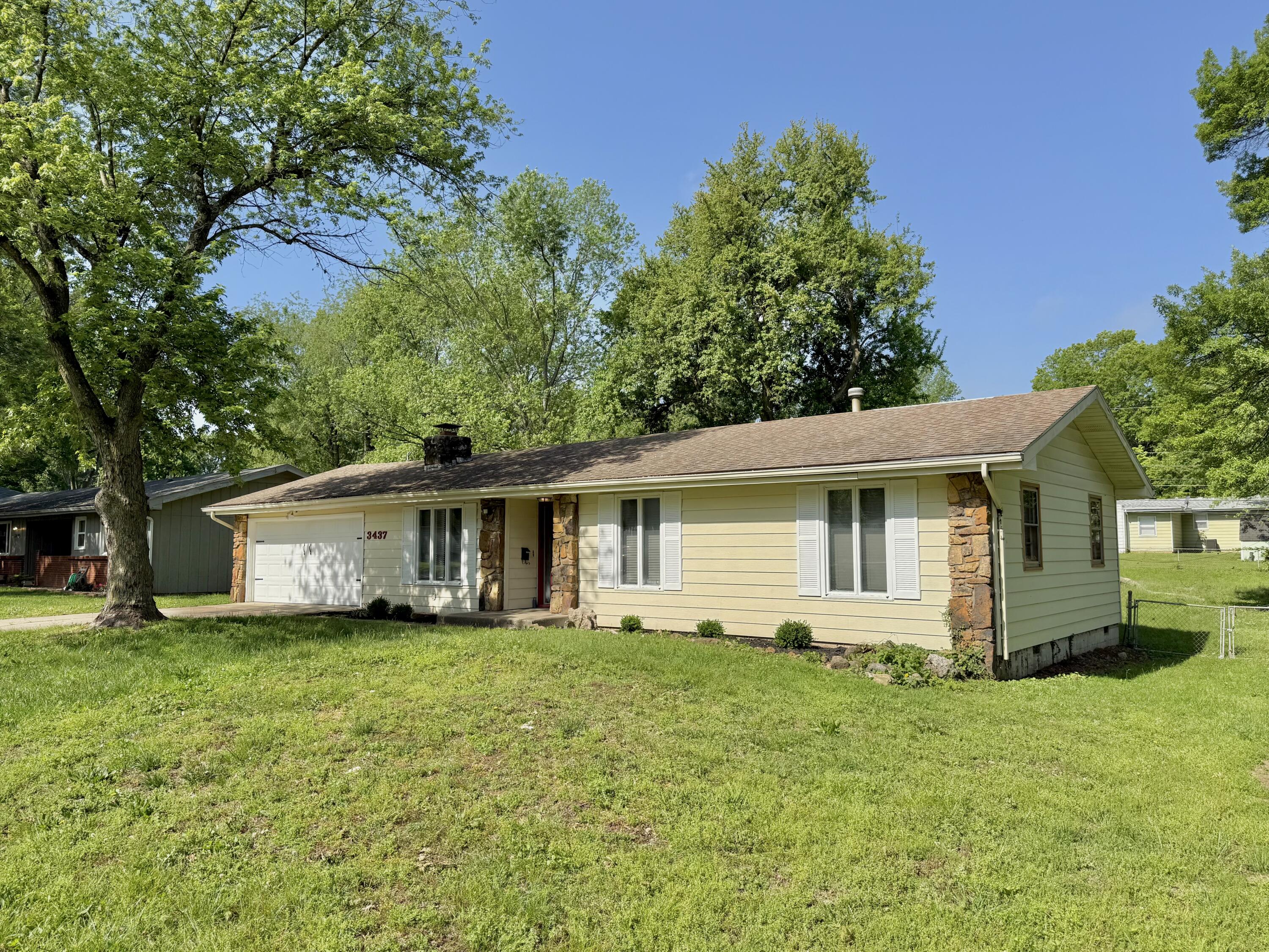 3437 South Ferguson Avenue Property Photo 4