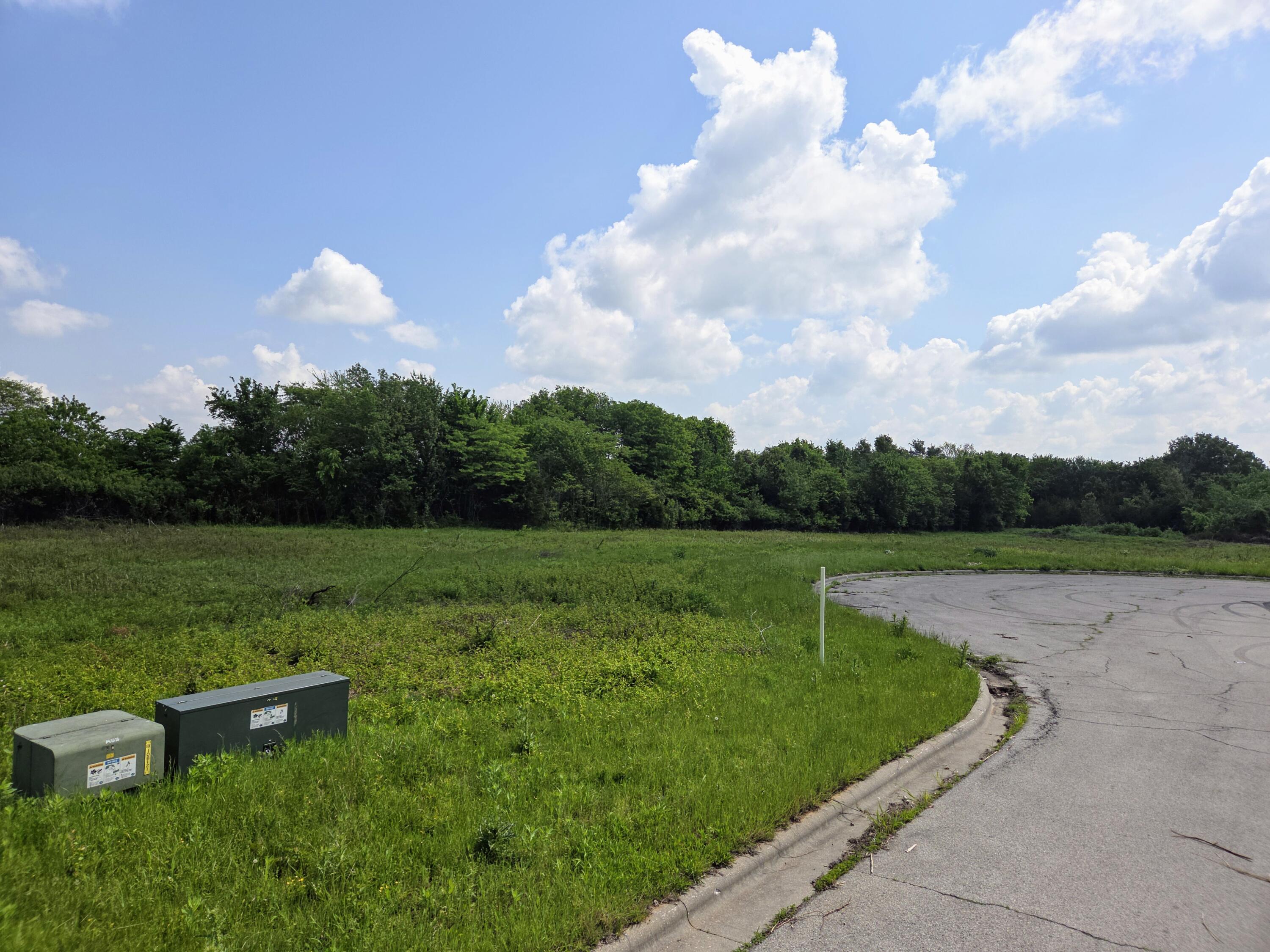 865 East Colter Drive Property Photo