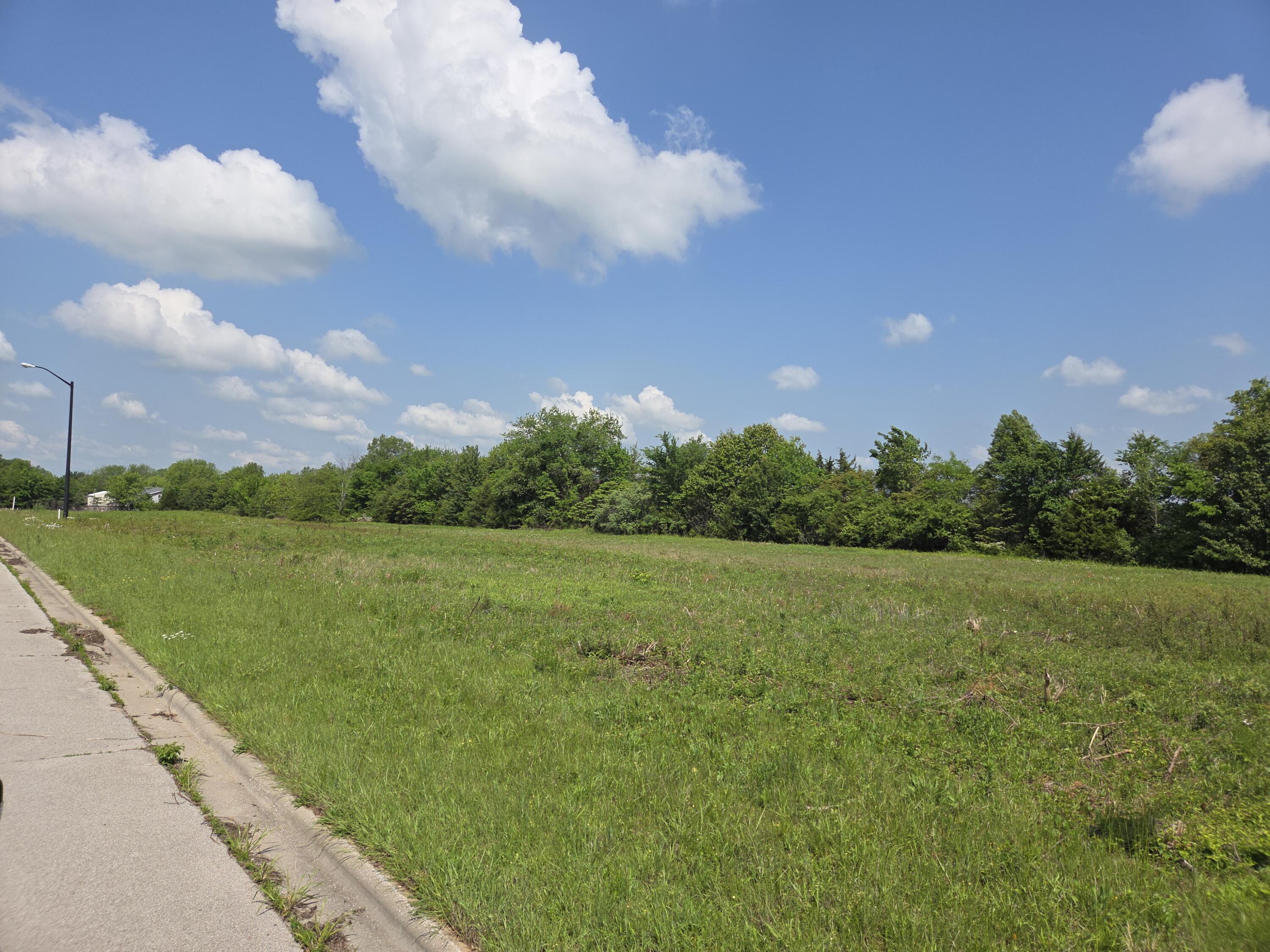 845 East Colter Drive Property Photo