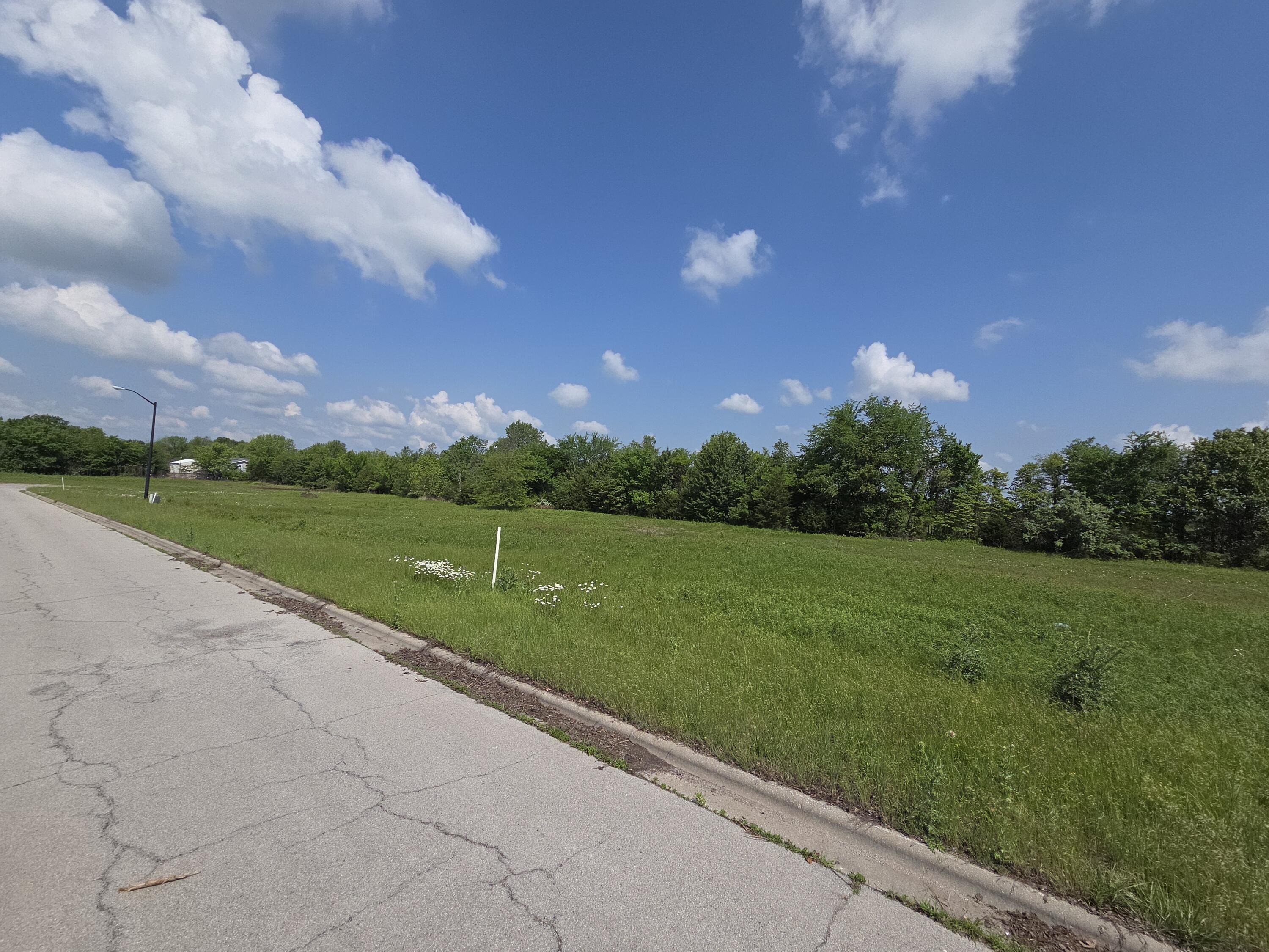825 East Colter Drive Property Photo