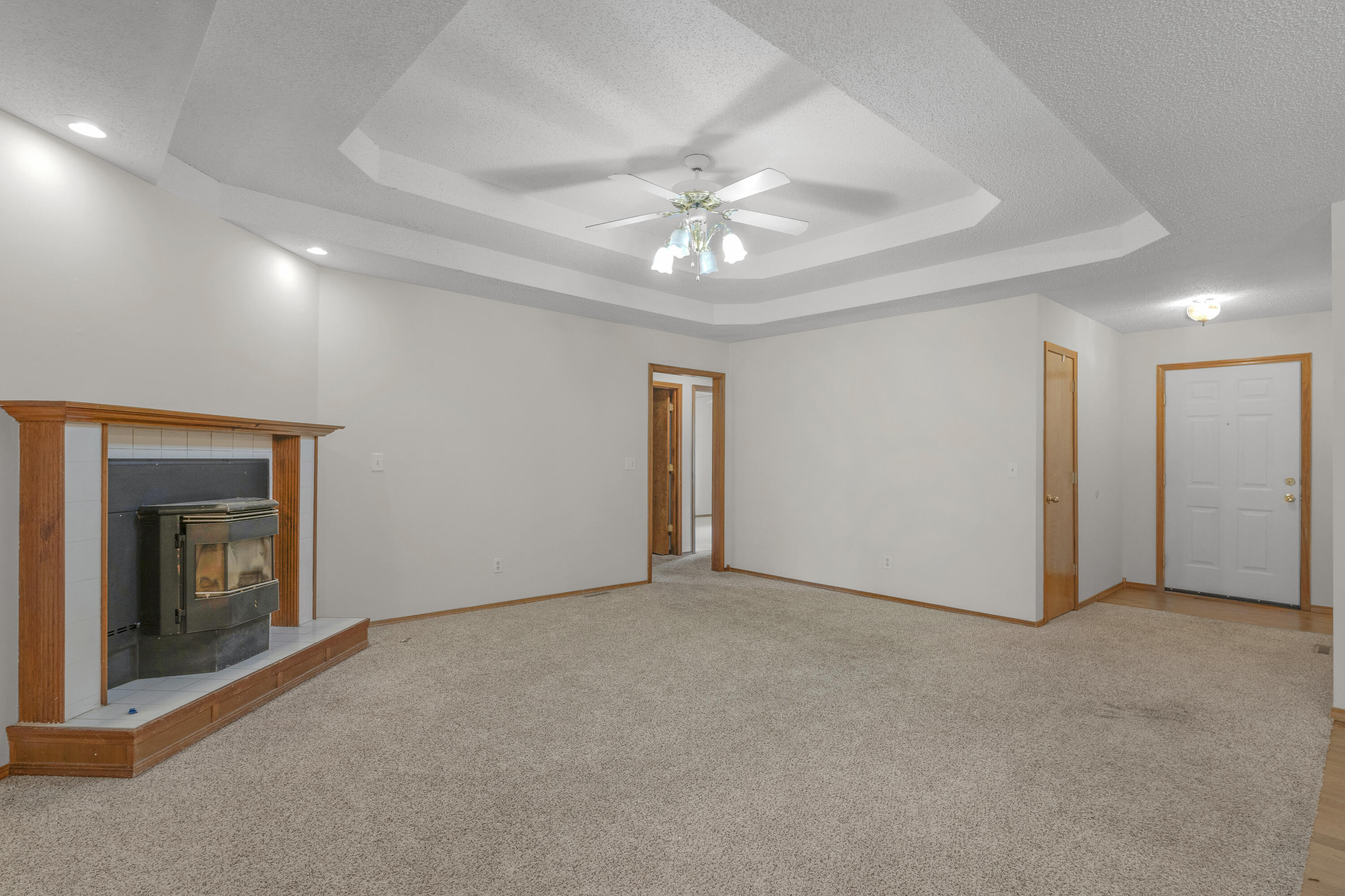3563 South Western Avenue Property Photo 9