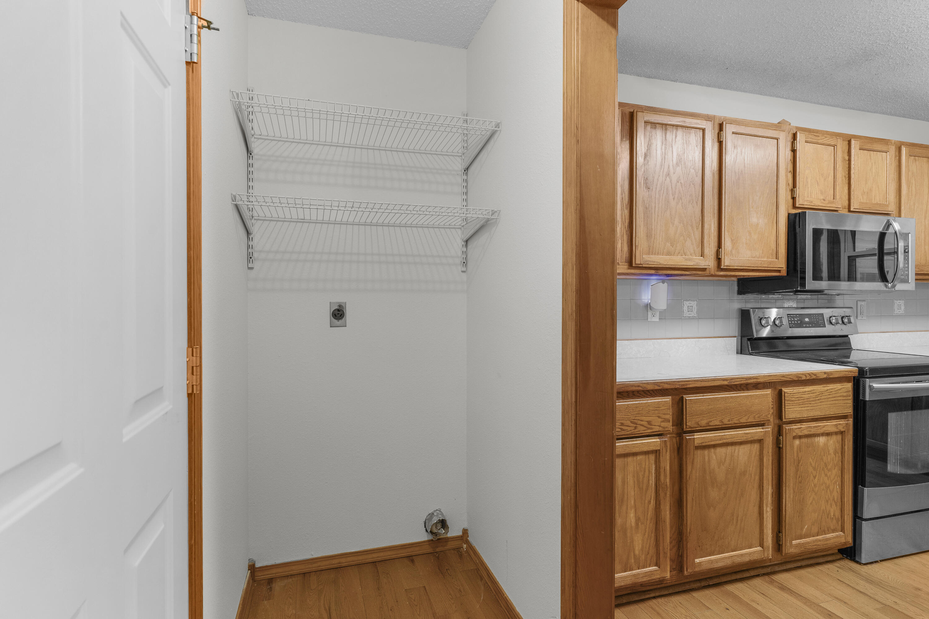 3563 South Western Avenue Property Photo 17