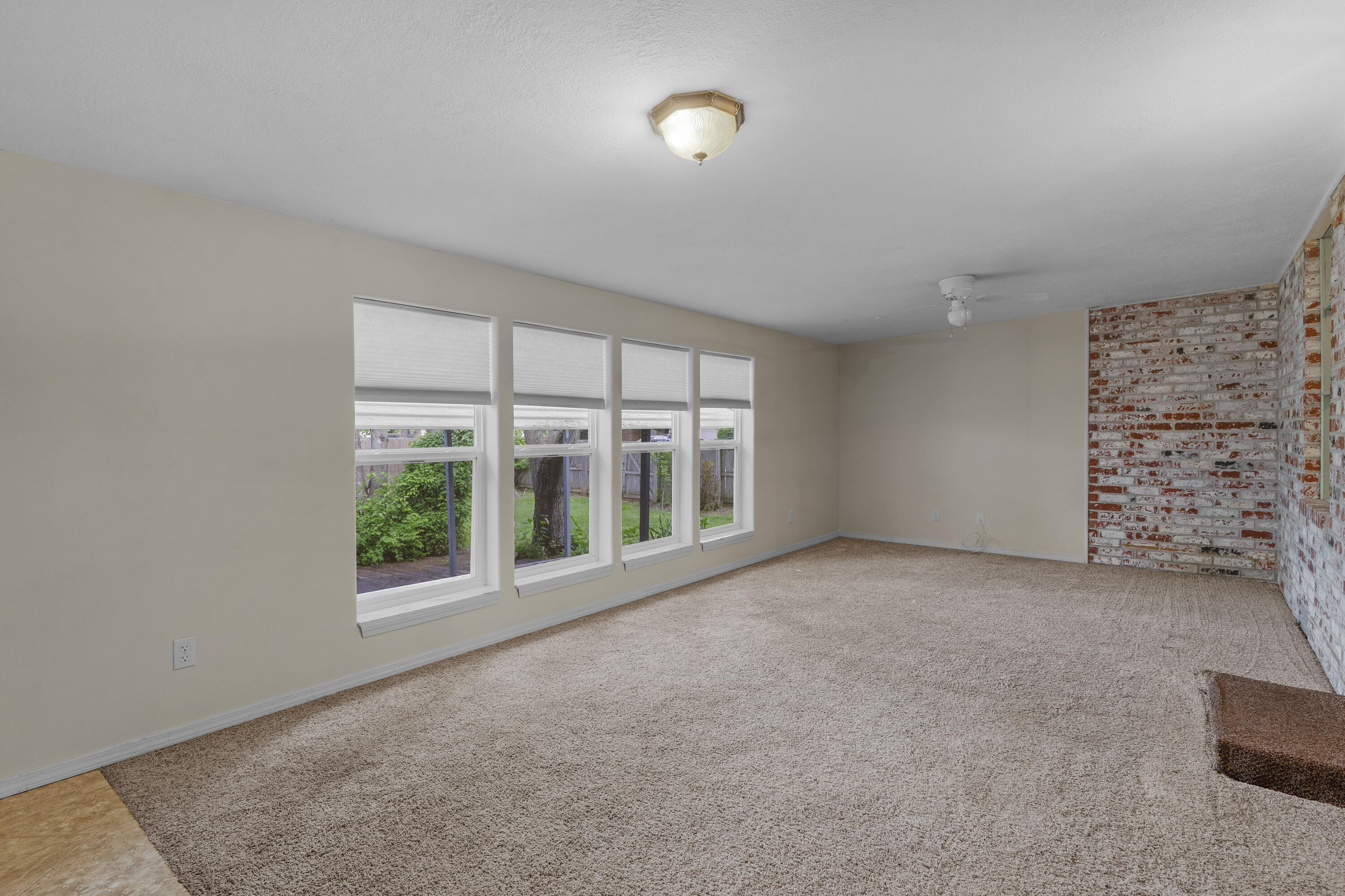 3563 South Western Avenue Property Photo 18