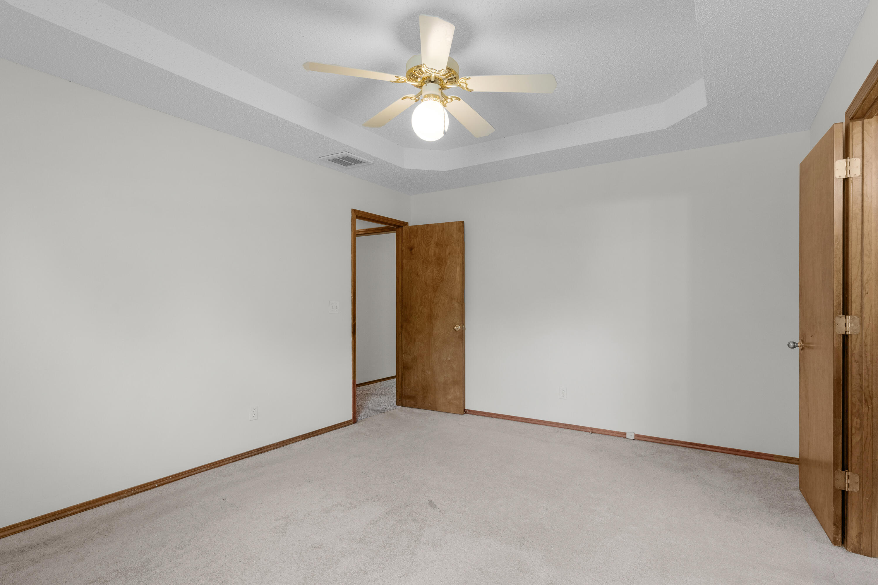3563 South Western Avenue Property Photo 22